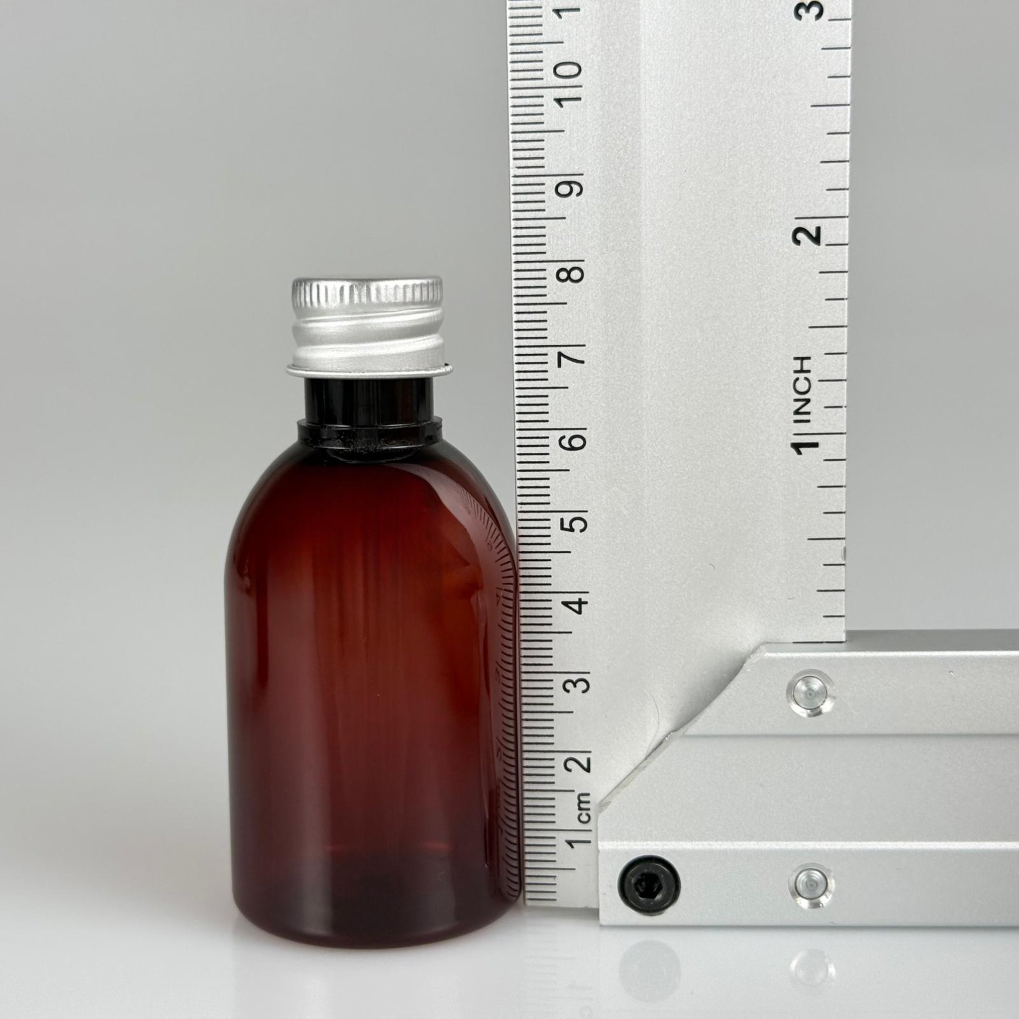 50  CC AMBER PET ŞİŞE + KÖPÜK CONTALI GÜMÜŞ ALÜMİNYUM METAL KAPAKLI + KÖR TIPALI TAKIM - 50 ML KAHVERENGİ PLASTİK ŞİŞE