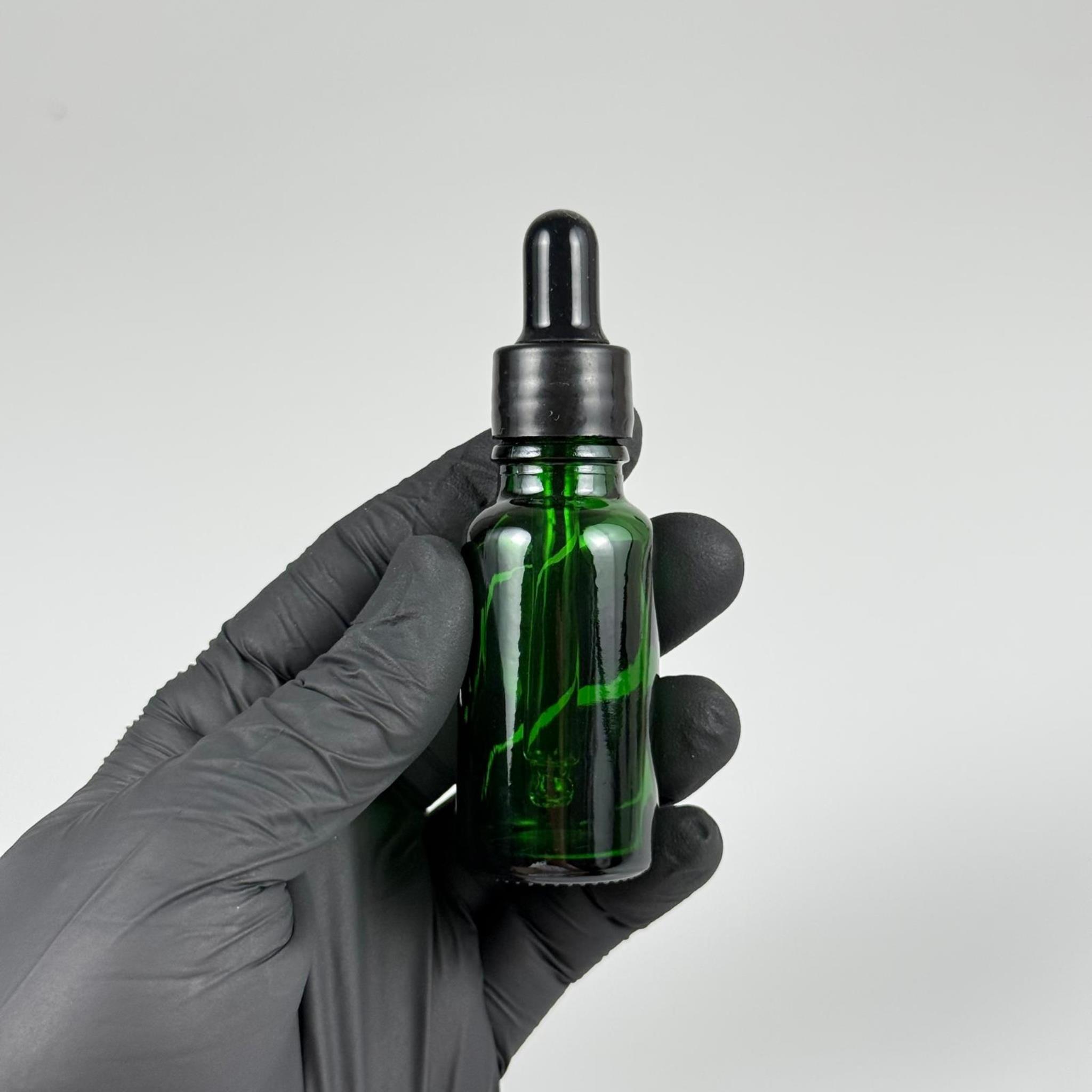 20 CC YEŞİL CAM DAMLALIKLI ŞİŞE - SİYAH EMZİK + SİYAH DÜZ KAPAK + CAM PİPET TAKIM - 20 ML YEŞİL DAMLALIKLI ŞİŞE SETİ