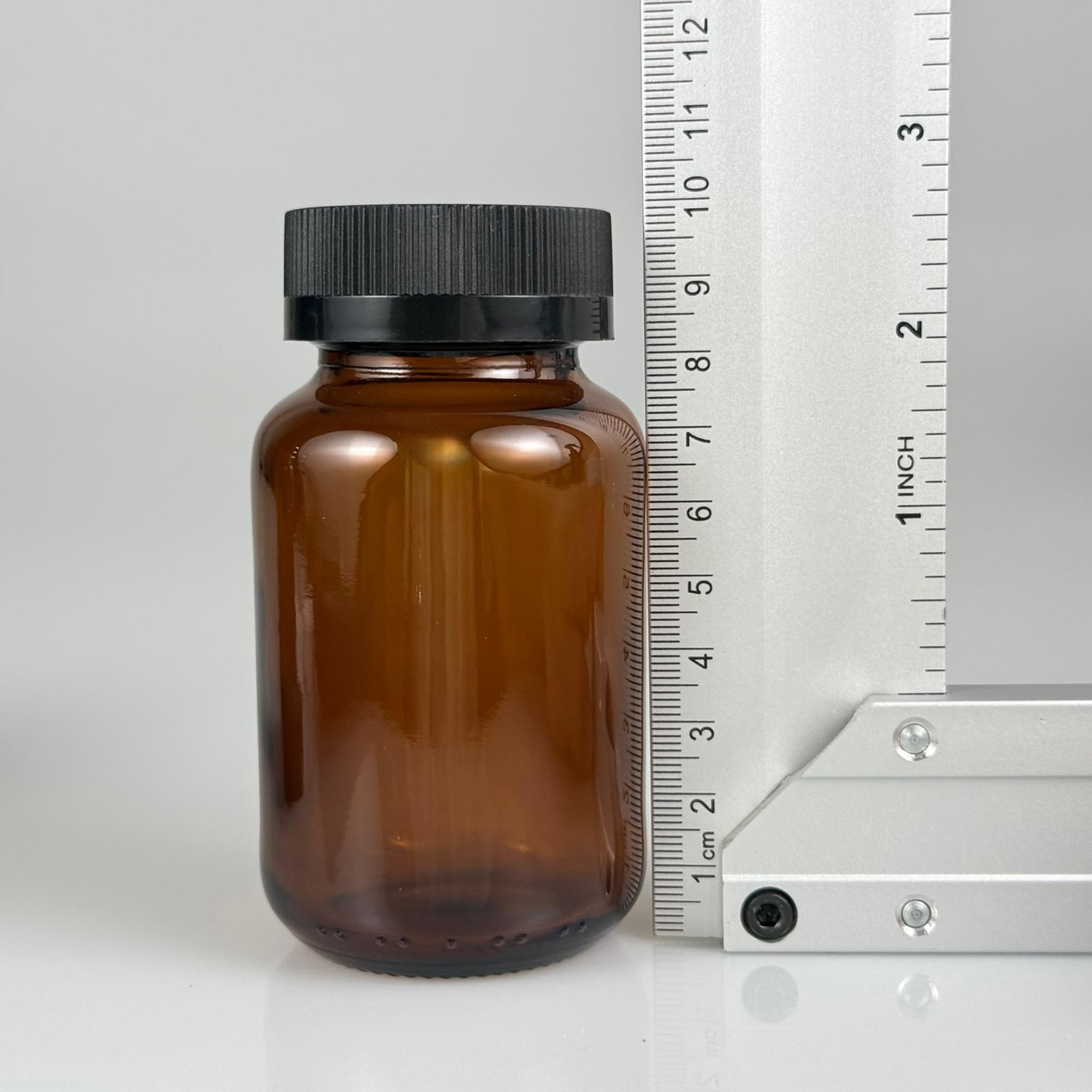 120 CC AMBER CAM TABLET ŞİŞESİ + 38 SİYAH ÇOCUK KİLİTLİ KAPAK + KÖPÜK CONTALI TAKIM - 120 ML (SİLME 133 ML) KAPSÜL KUTUSU - İLAÇ ŞİŞESİ - MEDİKAL HAP ŞİŞESİ - FARMASÖTİK KAVANOZ