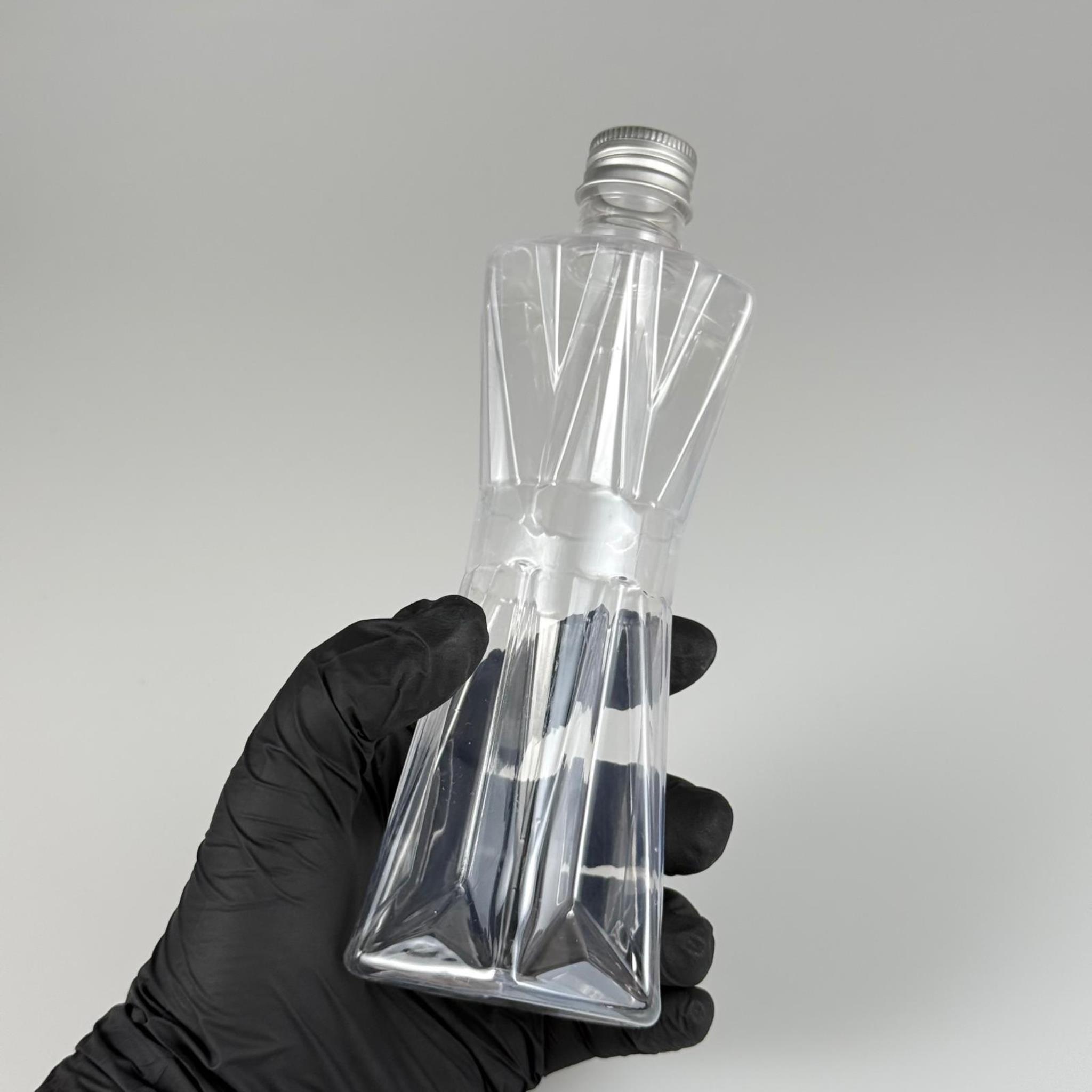 300 CC ELMAS MODEL PET KOLONYA ŞİŞESİ - 24 AĞIZ (27 GR) + KÖPÜK CONTALI GÜMÜŞ METAL ALÜMİNYUM KAPAK+ KOLONYA TIPALI TAKIM - 300 ML KAPAKLI PLSTİK ŞİŞELER