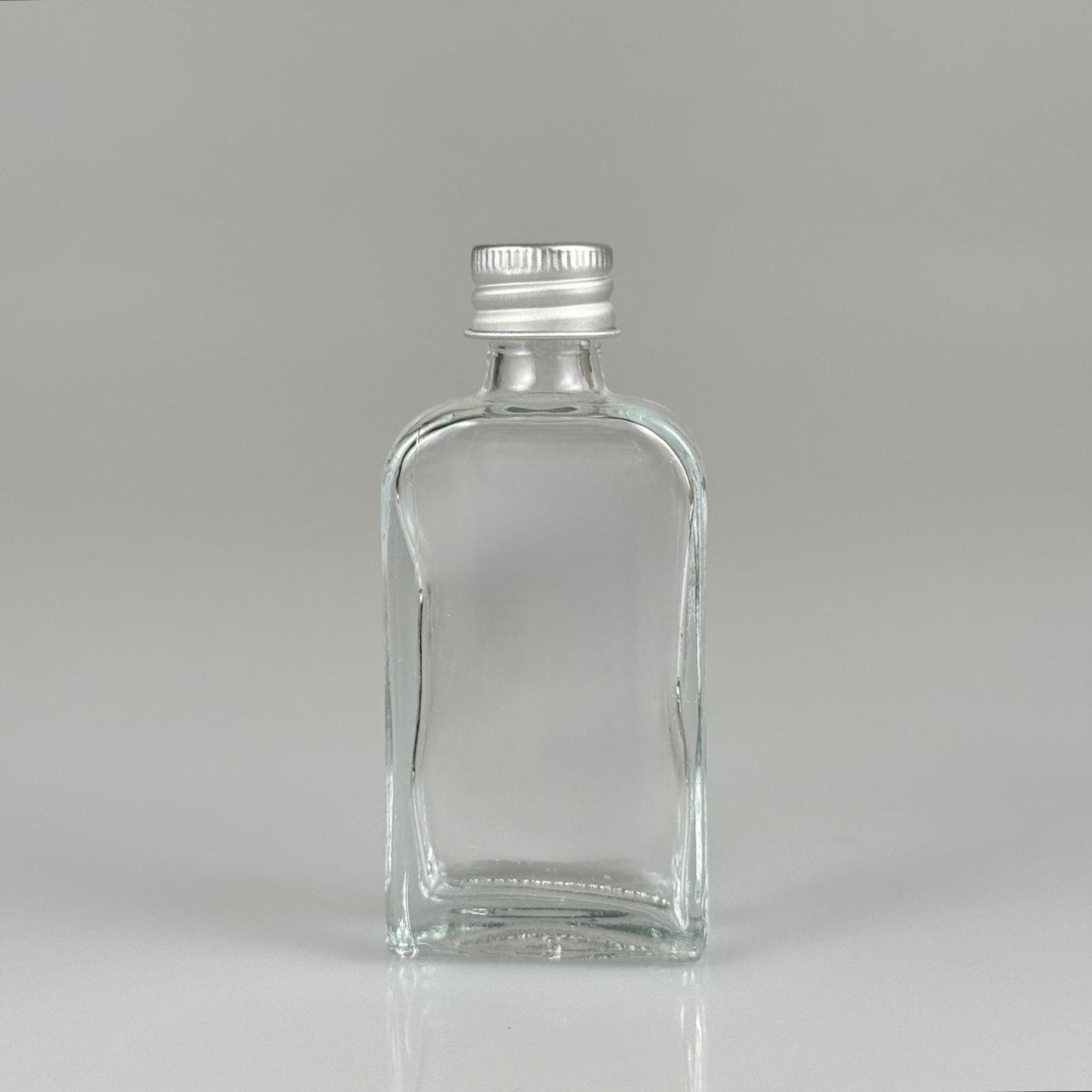 40 CC YASSI DİKDÖRTGEN CAM ŞİŞE + GÜMÜŞ ALÜMİNYUM METAL KAPAKLI TAKIM - 40 ML PRESTİJLİ ŞİŞE