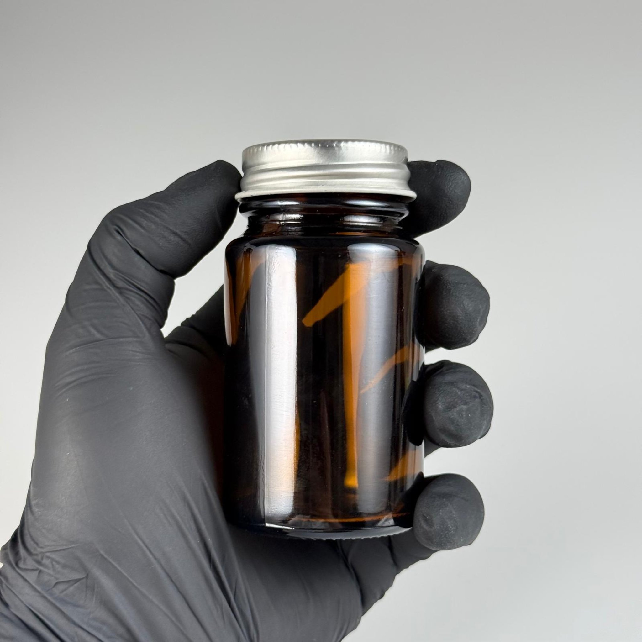 75 CC AMBER CAM TABLET ŞİŞESİ + GÜMÜŞ METAL KAPAKLI TAKIM - 75 ML KAPSÜL ŞİŞESİ - GENİŞ AĞIZLI İLAÇ ŞİŞESİ - TABLET KAVANOZU