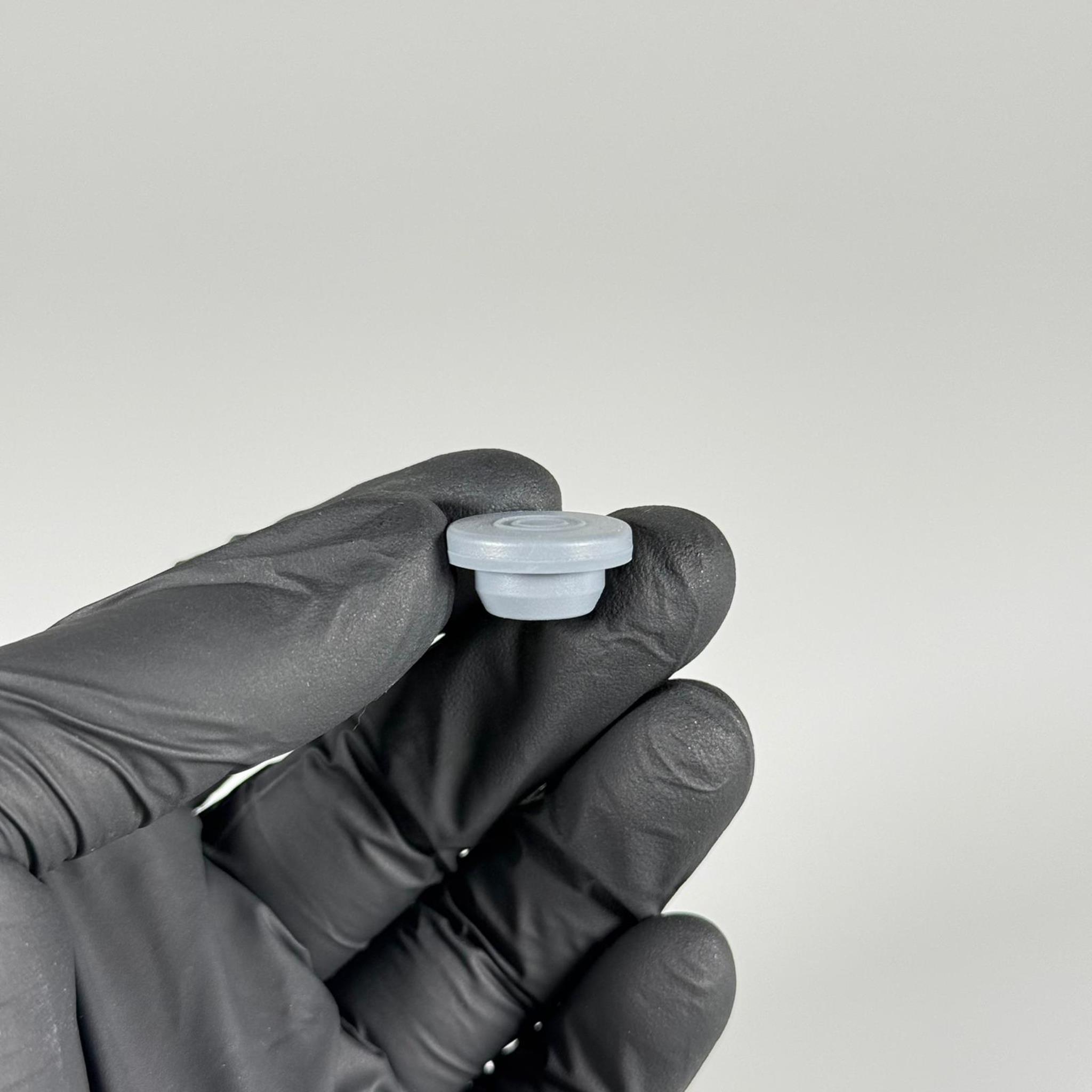 PENİSİLİN FLAKON KAUÇUK TAPA - BUTIL TAPA - KOYU GRİ (20 AĞIZ FLAKON ŞİŞELERE UYAR)