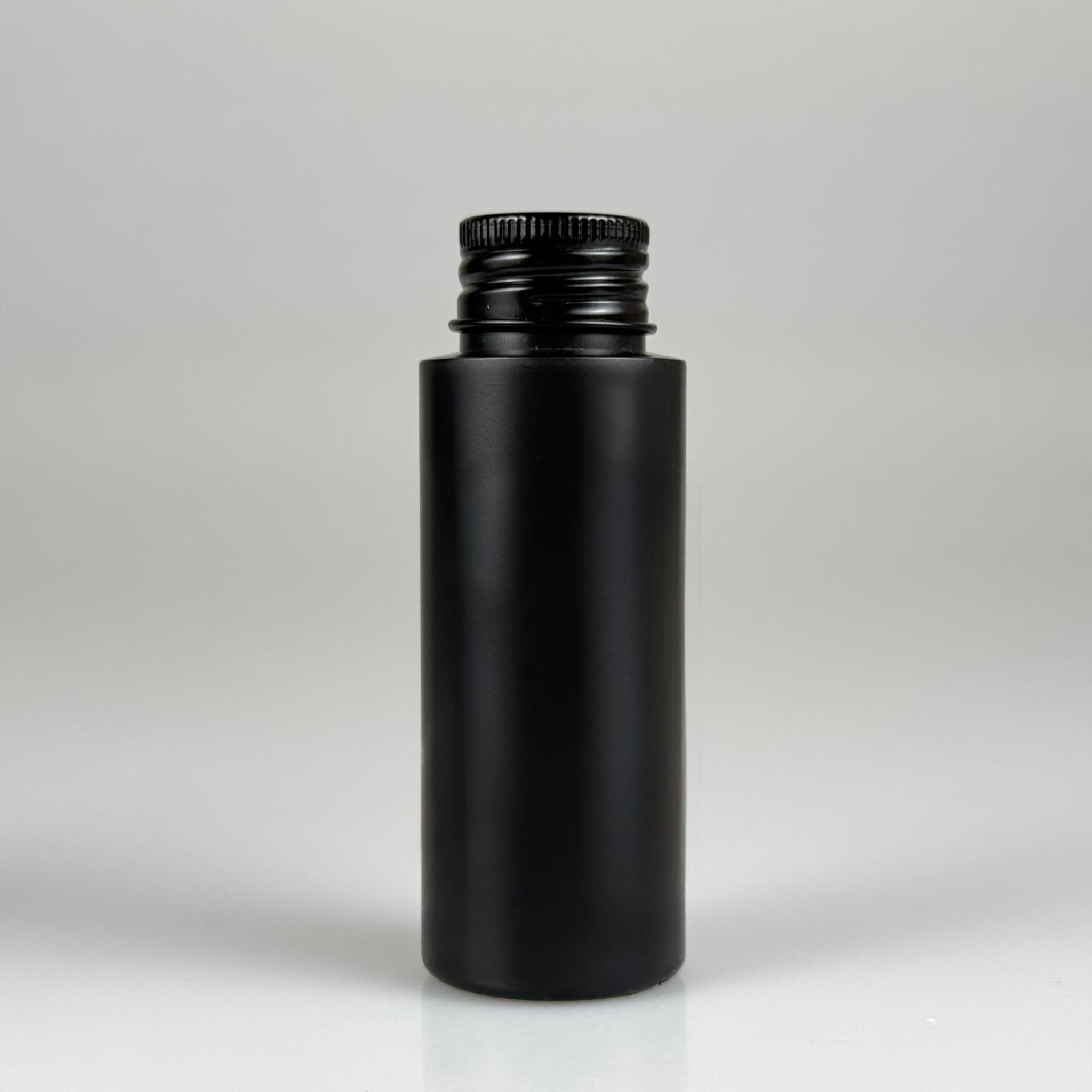 50 CC SİYAH POLİETİLEN PLASTİK ASETON ŞİŞESİ ( 24 AĞIZ ) + KÖPÜK CONTALI SİYAH METAL ALÜMİNYUM KAPAK TAKIM - 50 ML KAPAKLI SİYAH PLASTİK ŞİŞELER