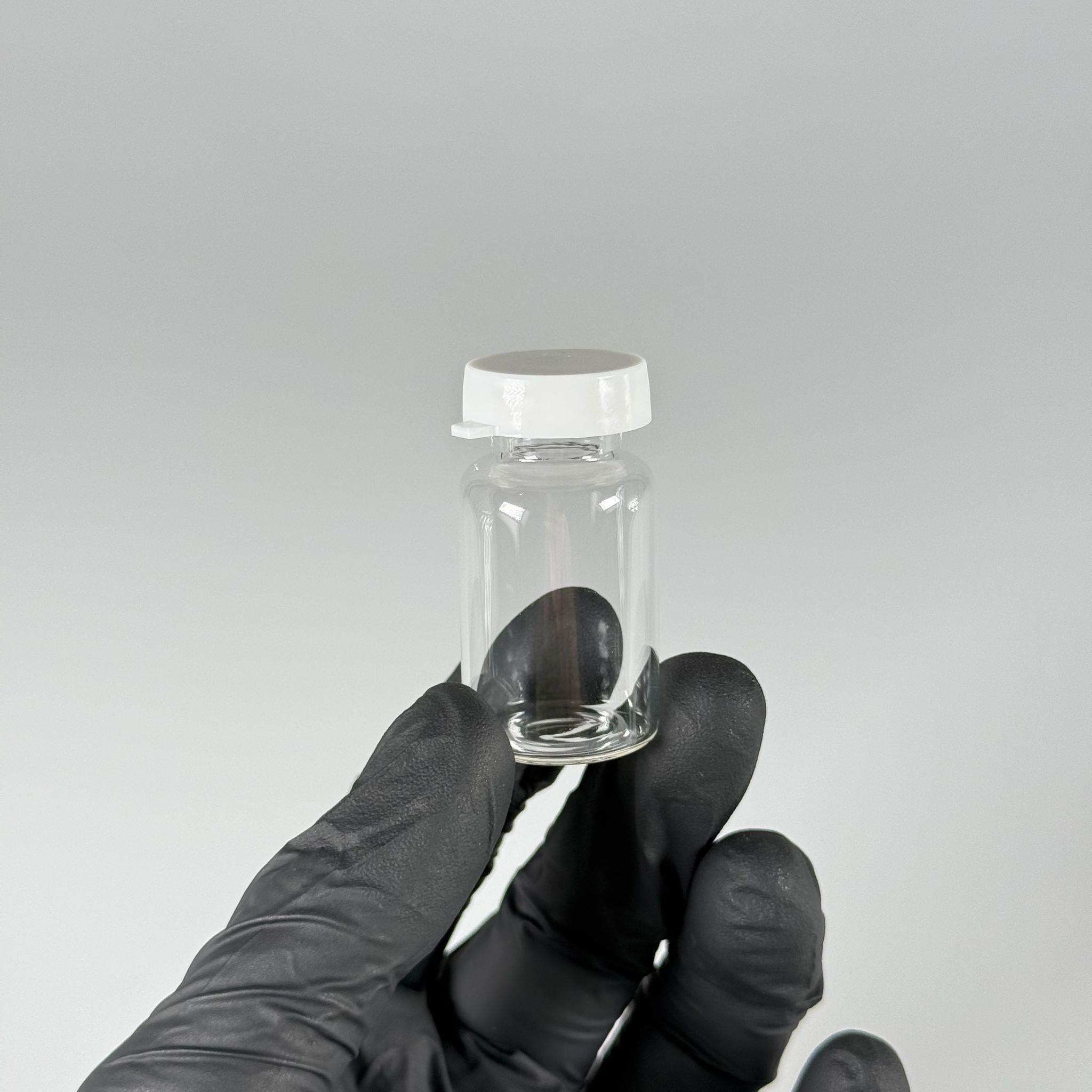 BOROSİLİKAT BEYAZ KAPAKLI CAM ŞİŞE - 15 CC - 24x45 MM - ÇEKME CAM BORU FLAKON İNCE PENİSİLİN ŞİŞESİ