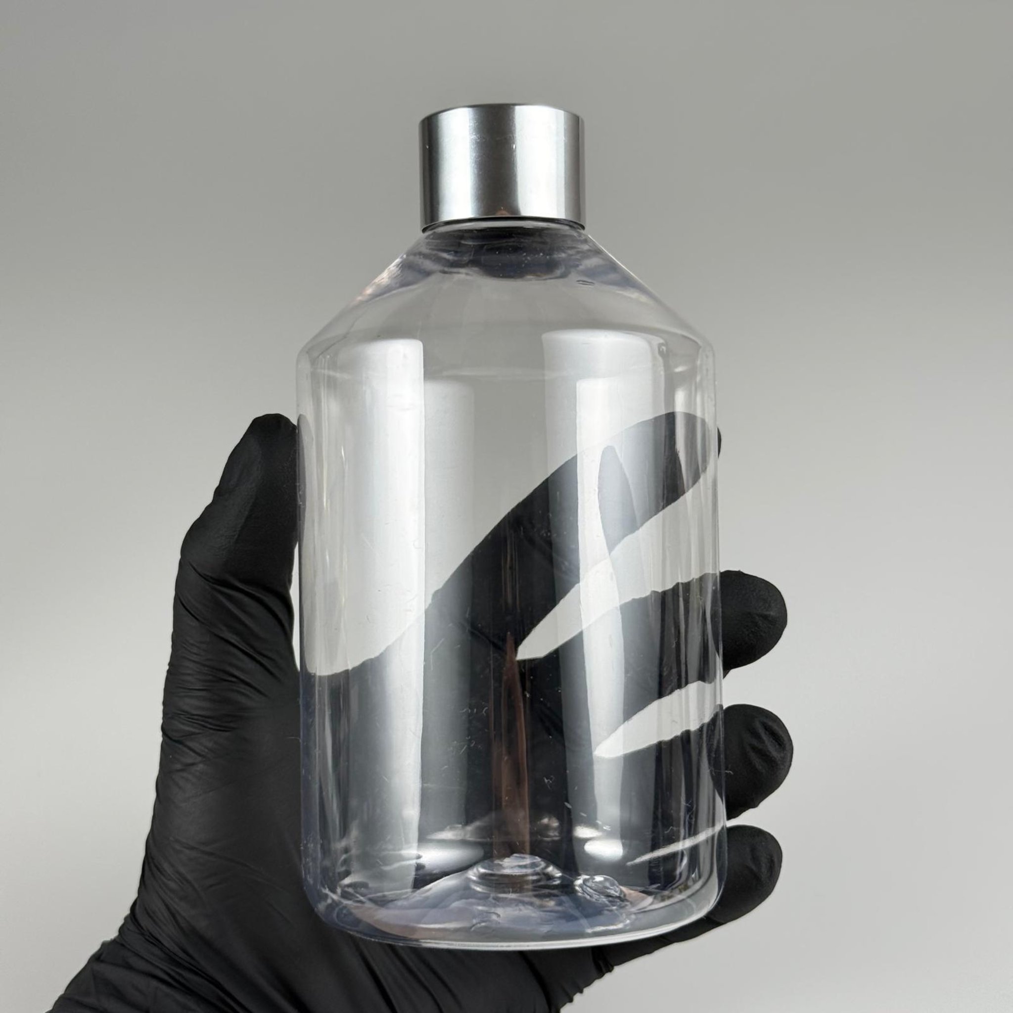 500 CC KÜT BOYUNLU ŞEFFAF PET ŞİŞE + ALÜMİNYUM KAPLAMALI GÜMÜŞ KAPAKLI TAKIM - 500 ML PET ŞİŞE