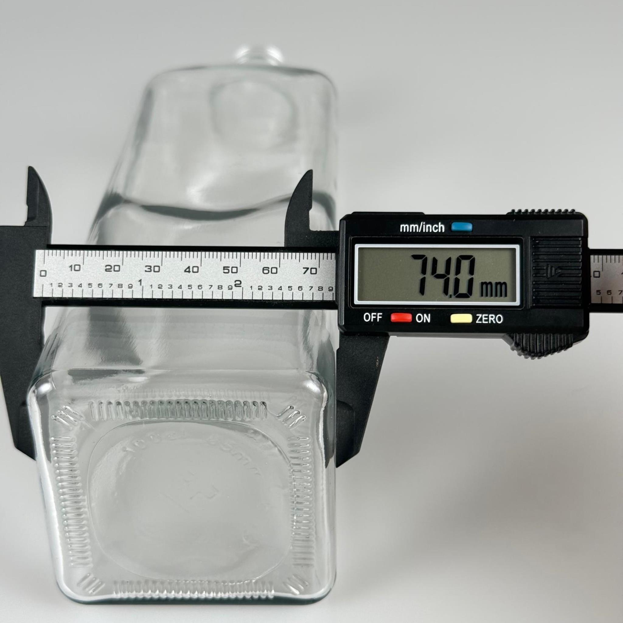 1000 CC MARASKA CAM ŞİŞE - SİYAH METAL KAPAKLI - 1 LİTRE KÖŞELİ YAĞ ŞİŞESİ - SİRKE ŞİŞESİ - 1 LT YAĞ ŞİŞESİ