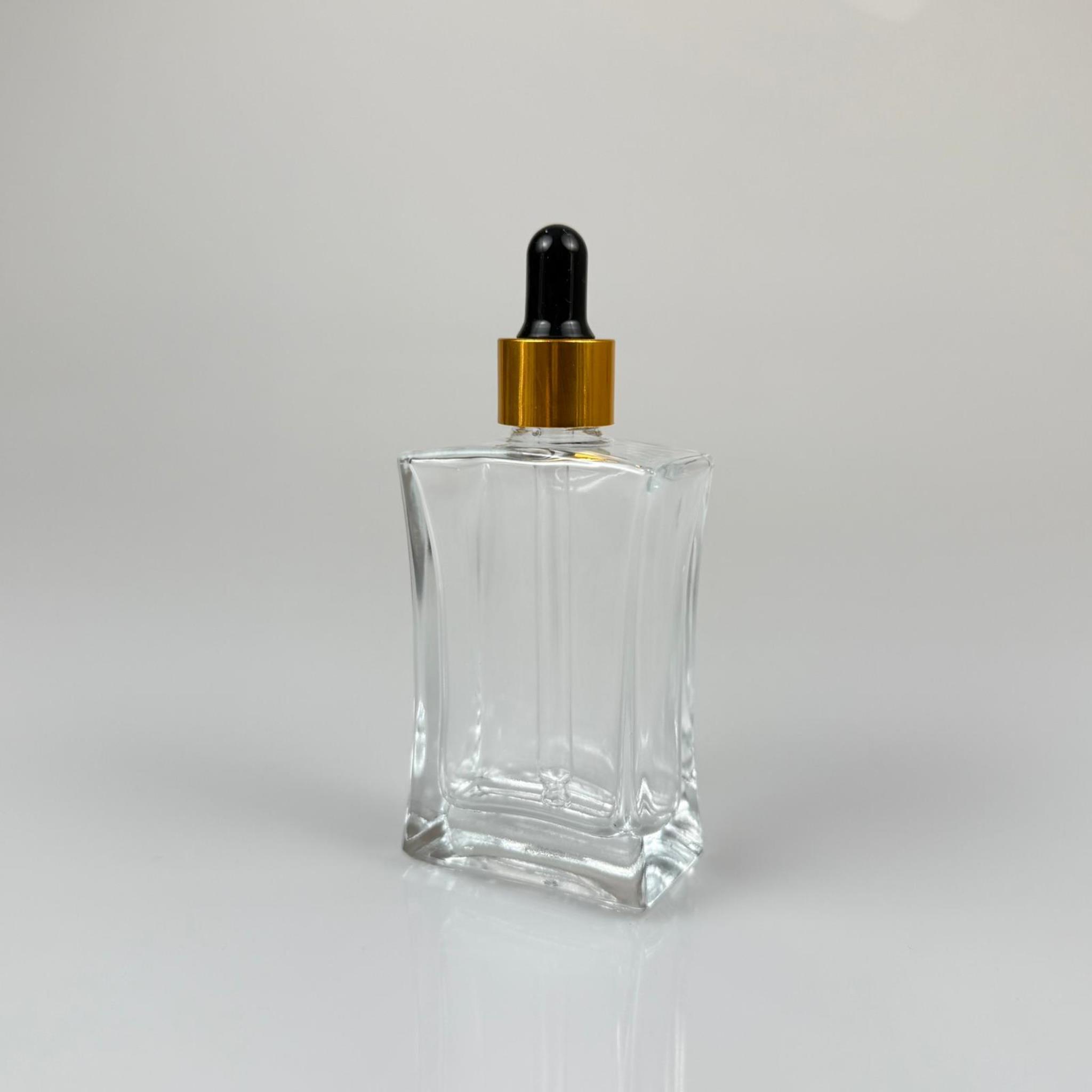 50 CC YASSI DİKDÖRTGEN KÖŞELİ CAM DAMLALIKLI ŞİŞE - SİYAH EMZİK - GOLD METALİK KAPAK - 50 ML CAM DAMLALIKLI ŞİŞE - DAMLALIKLI BOŞ ŞİŞE