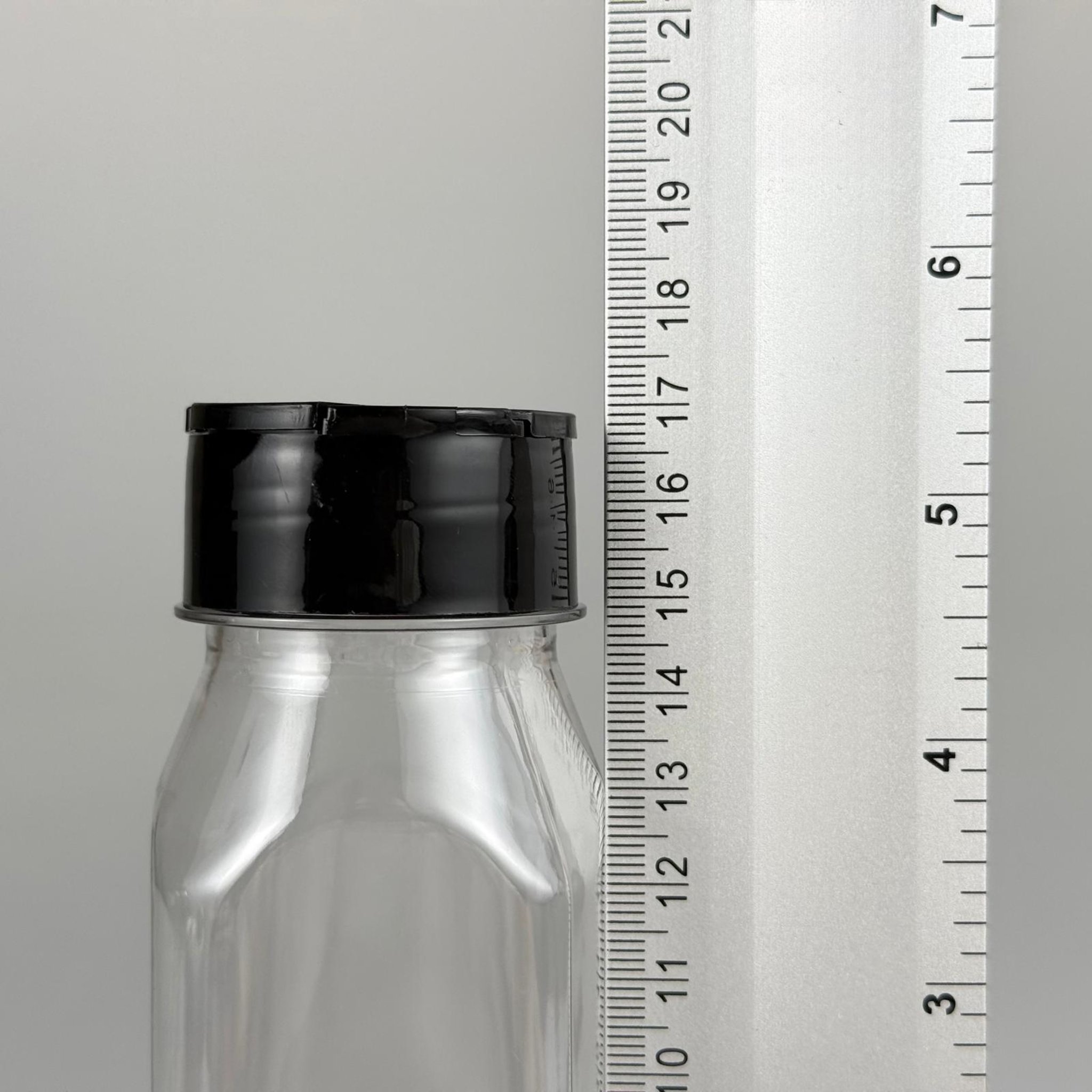 PLASTİK KARE BAHARATLIK KAVANOZ - 250 ML PET BAHARAT, TOZ, PUDRA VB İÇİN PET ŞİŞE - SİYAH AÇILIR KAPANIR DELİKLİ KAPAKLI TAKIM - 250 CC UZUN