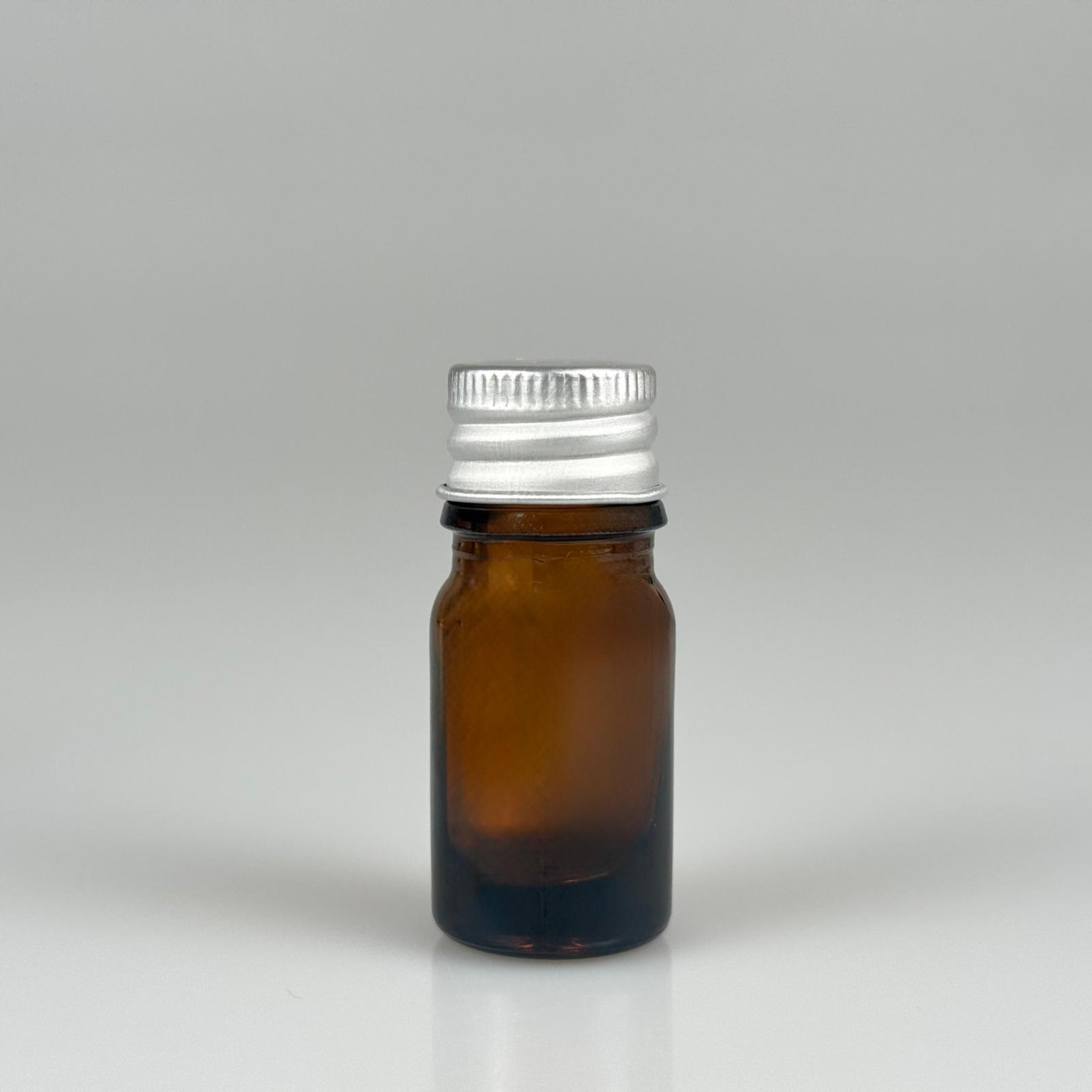 5 CC AMBER CAM ŞİŞE + KÖPÜK CONTALI GÜMÜŞ ALÜMİNYUM METAL KAPAKLI TAKIM - 5 ML KAHVERENGİCAM ŞİŞE
