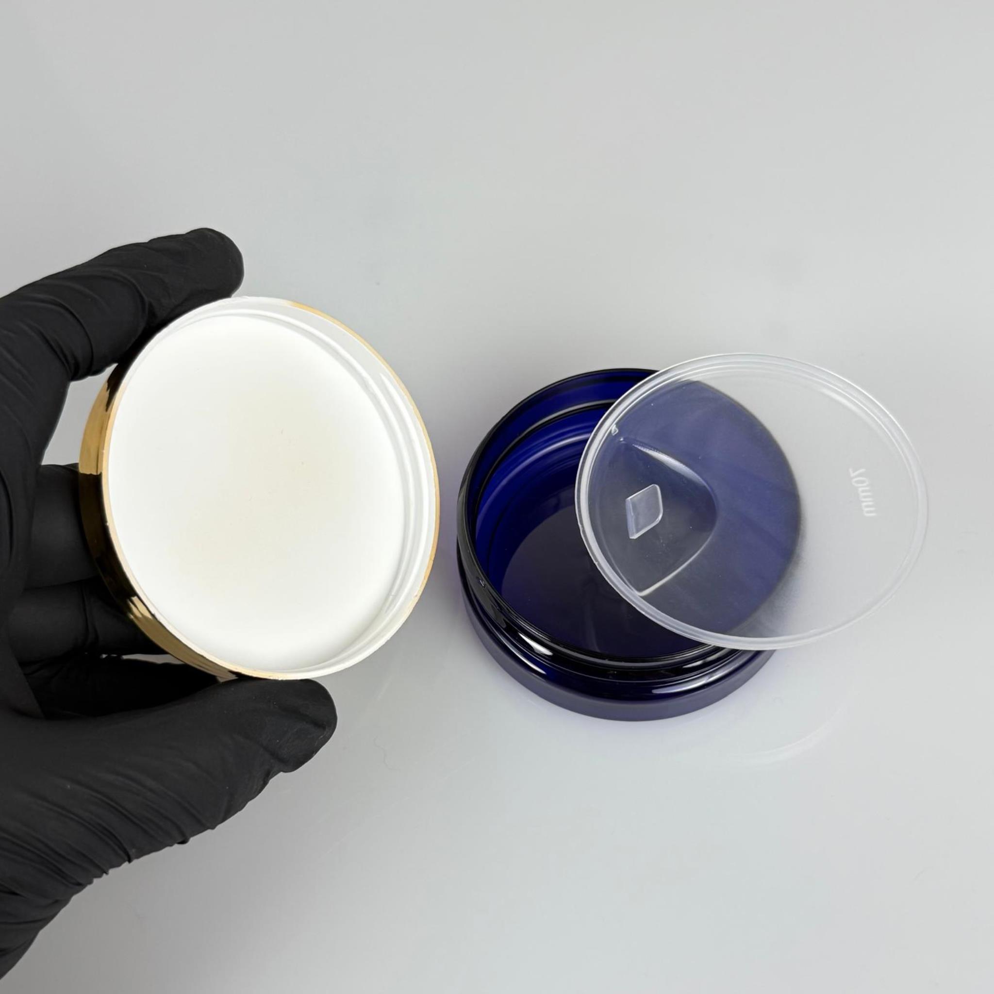 50 ML SERT PET KAVANOZ + GOLD KAPLAMALI PLASTİK KAPAK + İÇ TIPA - 50 CC KALIN MAVİ PLASTİK KAVANOZ GOLD KAPLAMALI PLASTİK KAPAKLI İÇ TIPALI TAKIM - KREM KAVANOZLARI