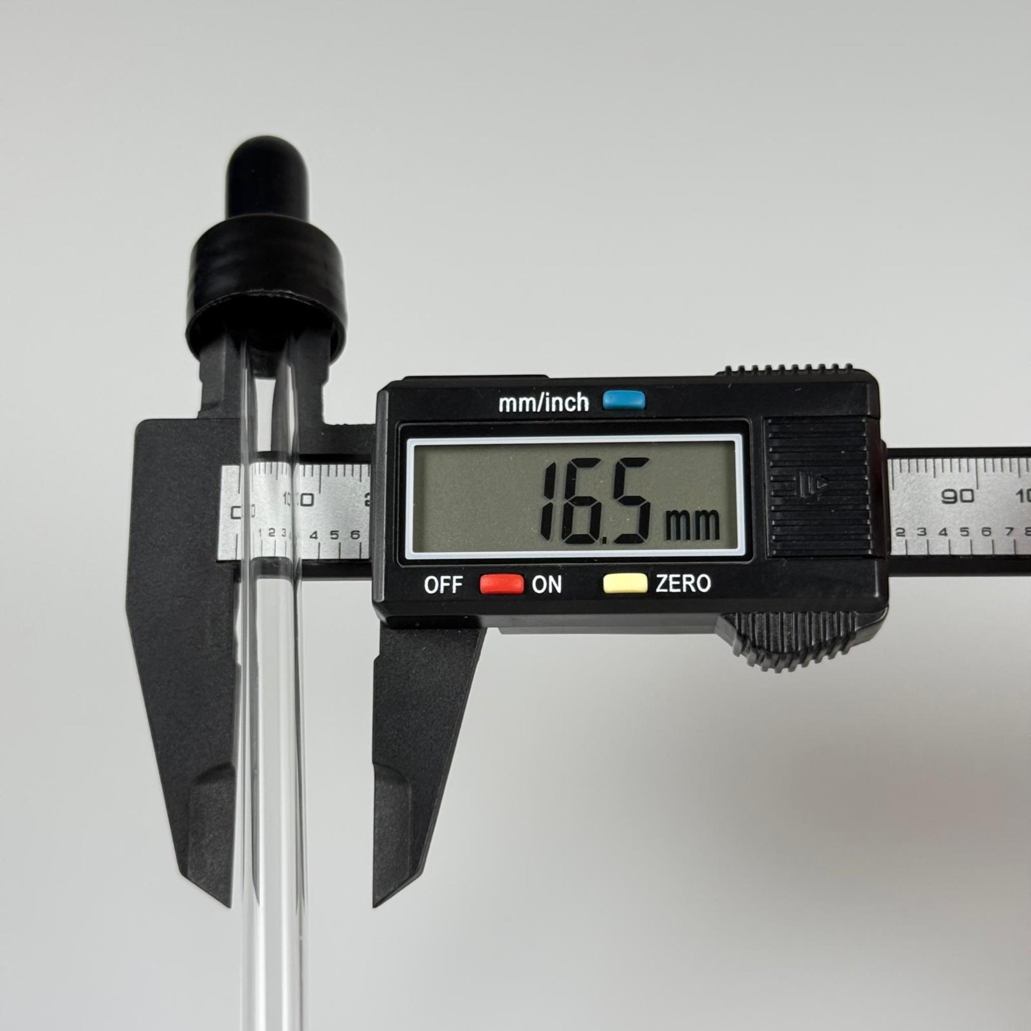 18 MM CAM DAMLALIKLI TAKIM - SİYAH EMZİK +  DELİKLİ PLASTİK DÜZ SİYAH KAPAK + 140 MM CAM PİPET