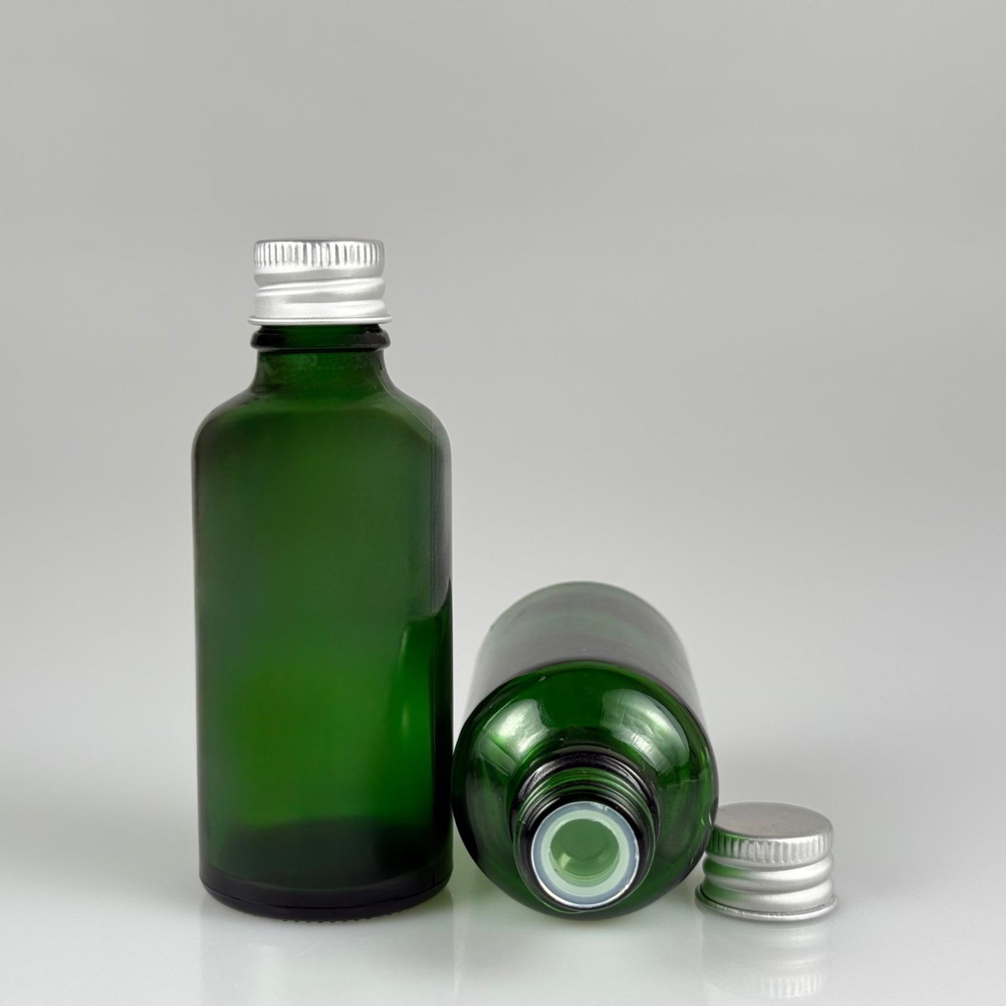 50 CC YEŞİL CAM ŞİŞE + KÖPÜK CONTALI GÜMÜŞ ALÜMİNYUM METAL KAPAKLI + KÖR TIPALI TAKIM - 50 ML YEŞİL CAM ŞİŞE