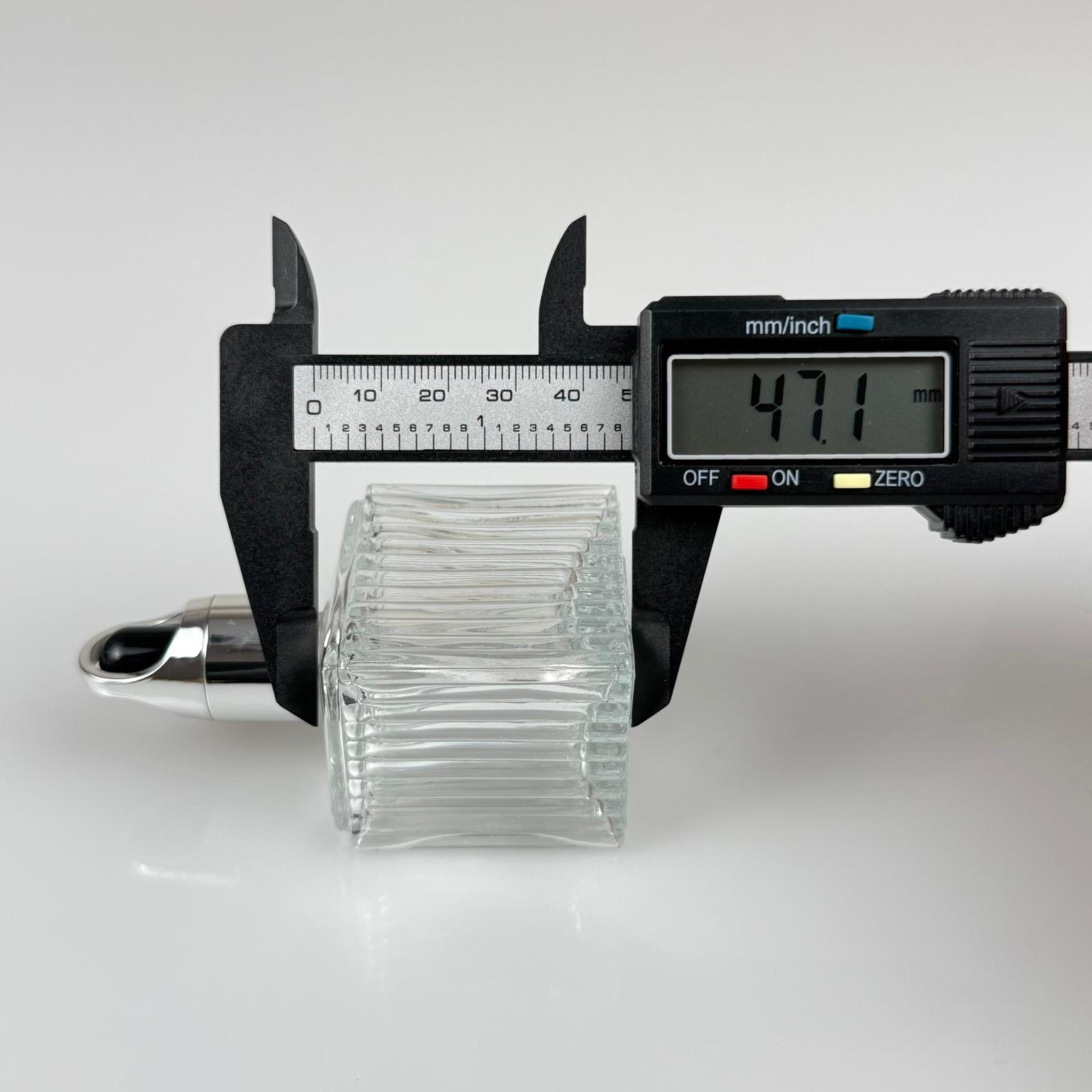 50 CC KÖŞELİ DESENLİ ÇİZGİLİ PRESTİJLİ CAM DAMLALIKLI ŞİŞE - SİYAH EMZİK - GÜMÜŞ FLOWER SEPET MODEL METALİK KAPAK - 50 ML CAM DAMLALIKLI ŞİŞE - DAMLALIKLI BOŞ ŞİŞE