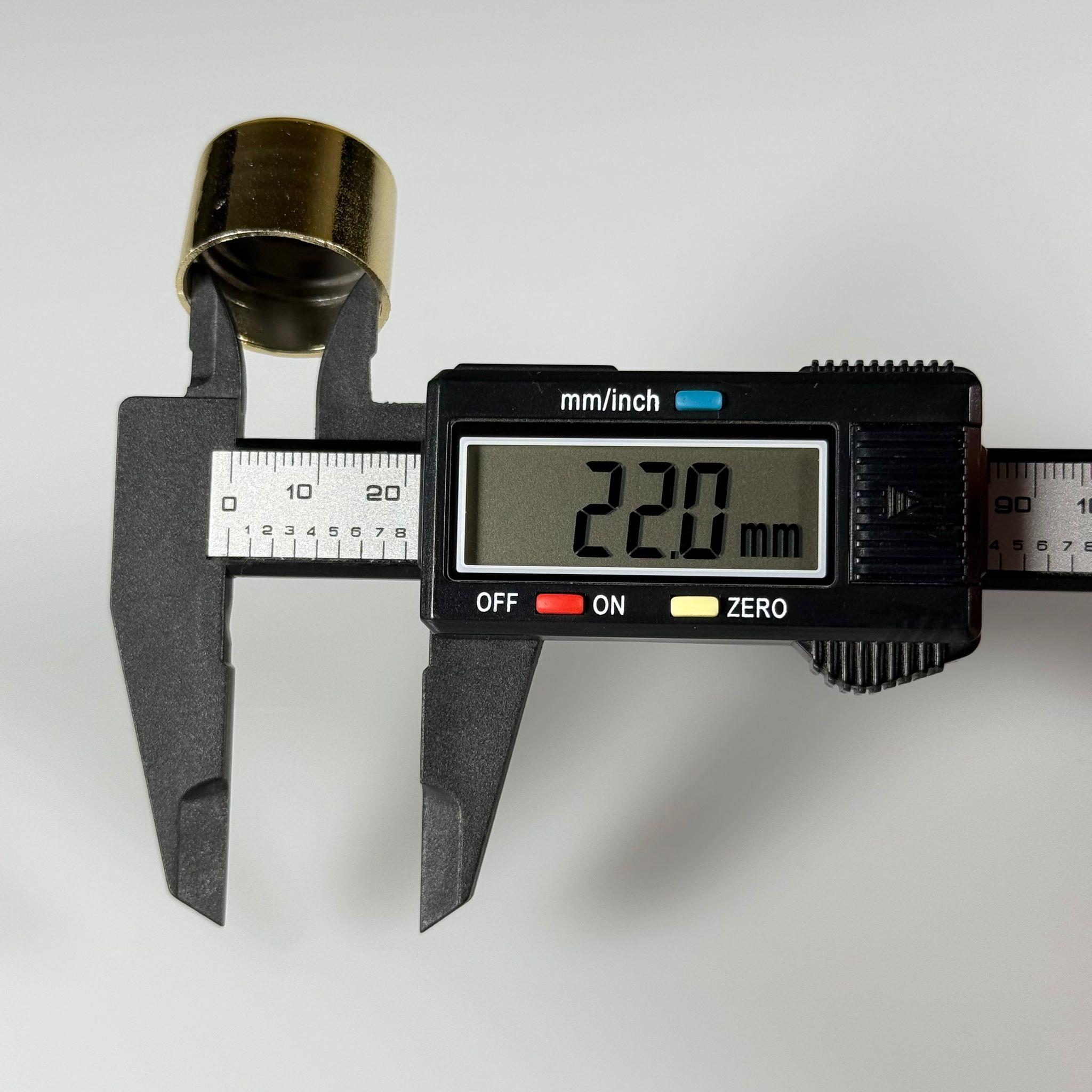 22 MM DELİKLİ PLASTİK GOLD KAPAK (KİMYASALA TEMASTA KAPAĞIN BOYASI ÇIKABİLİR)