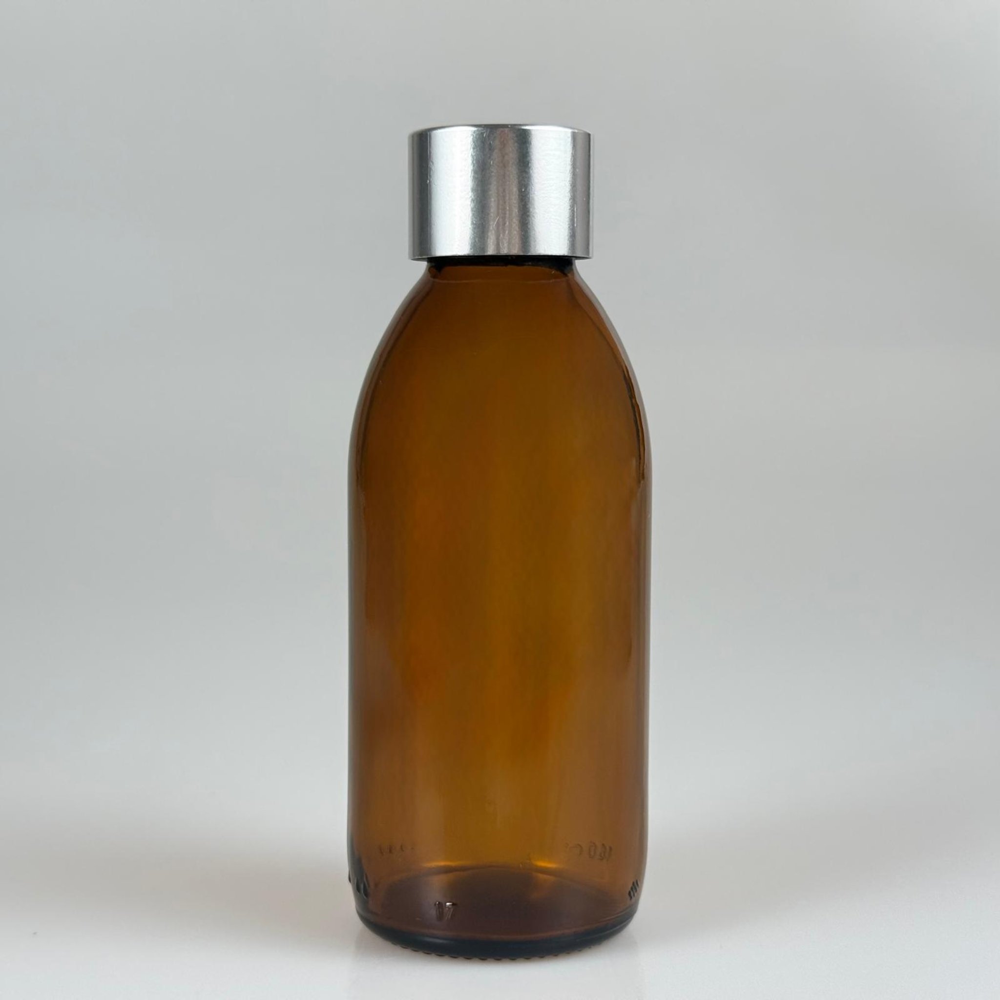 160 CC AMBER CAM ŞİŞE + ALÜMİNYUM KAPLAMALI GÜMÜŞ KAPAKLI TAKIM -  160 ML KAHVERENGİ CAM ŞİŞE