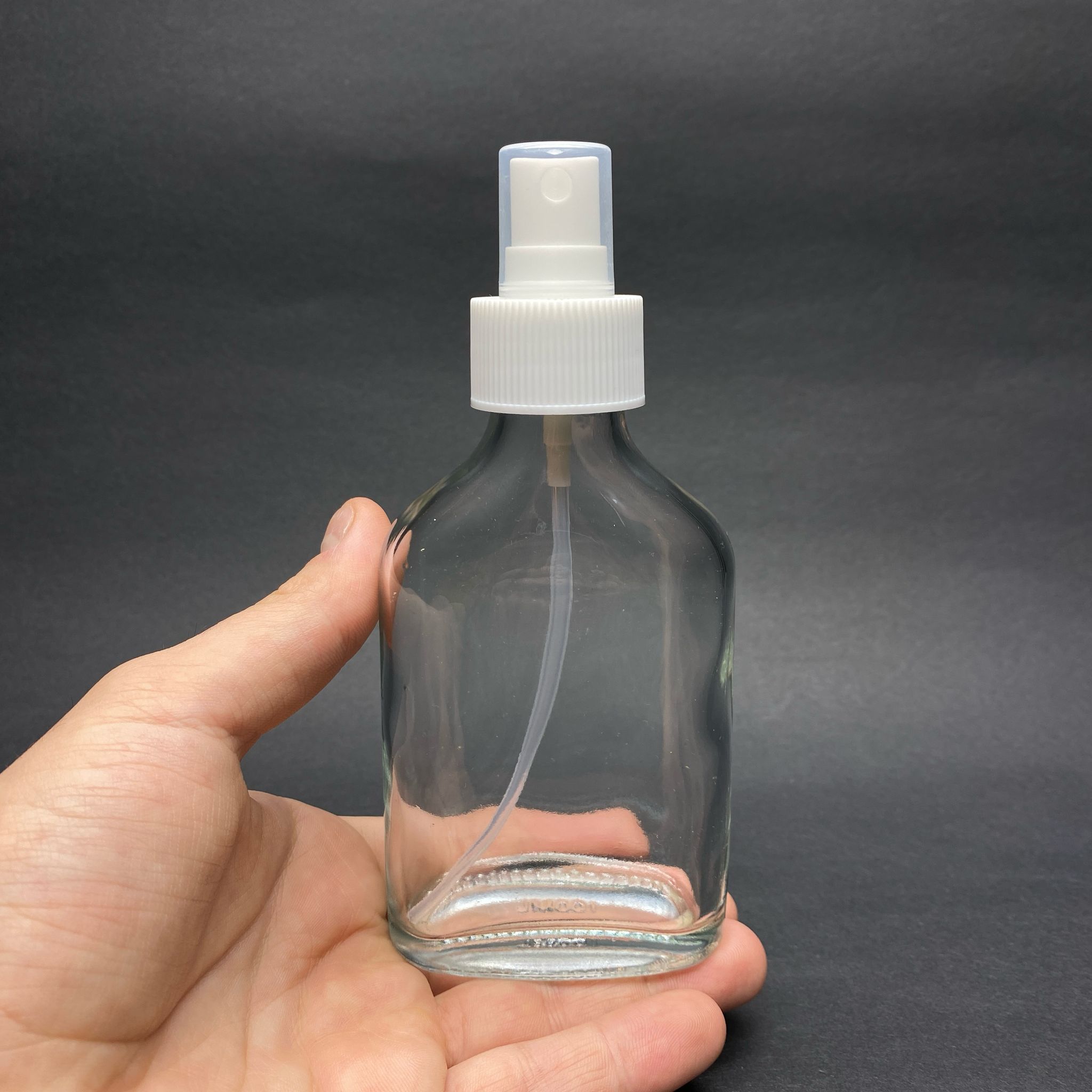 100 CC YASSI CAM ŞİŞE - BEYAZ SPREYLİ - 100 ML FISFIS CAM ŞİŞE