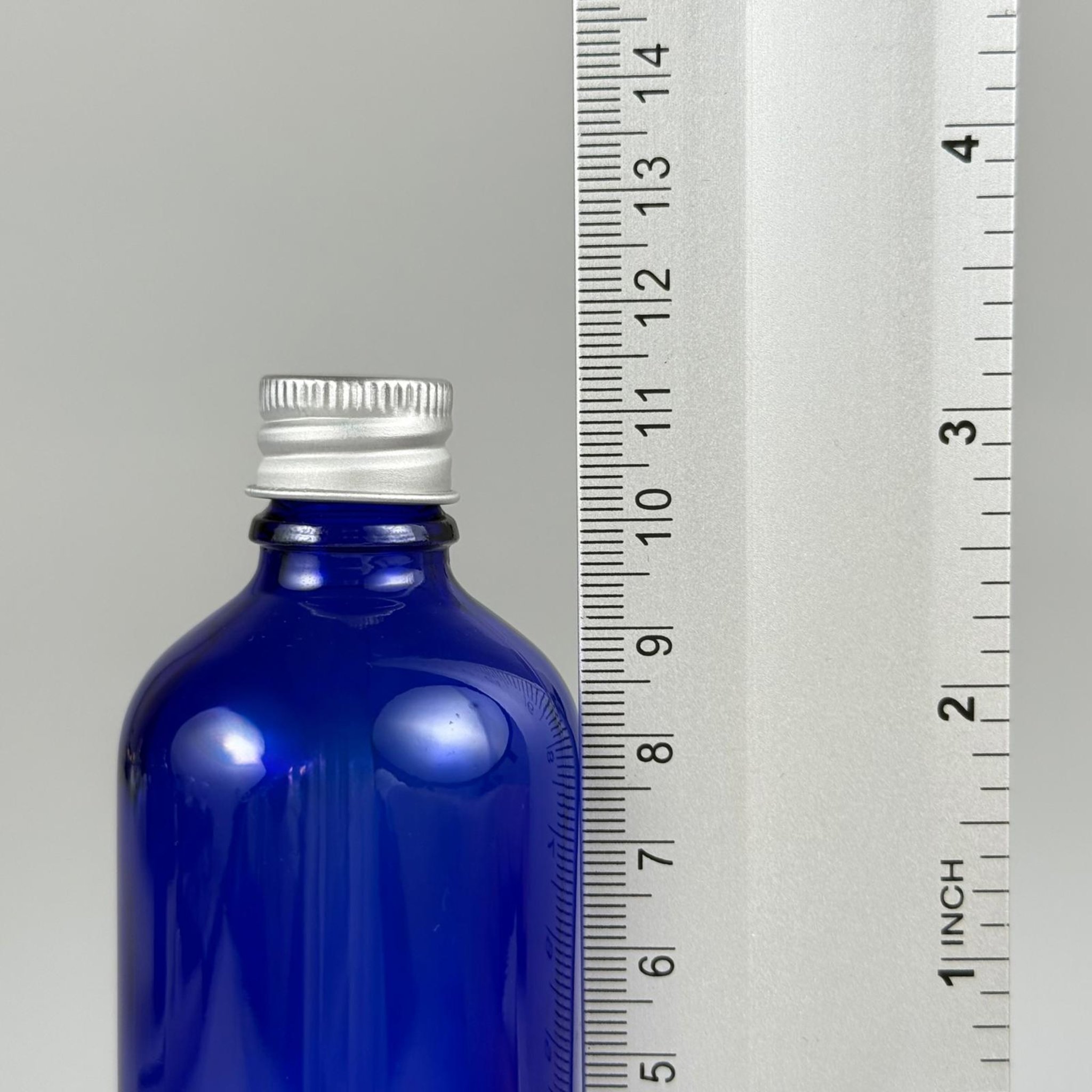 100 CC MAVİ CAM ŞİŞE + KÖPÜK CONTALI GÜMÜŞ ALÜMİNYUM METAL + KÖR TIPALI KAPAKLI TAKIM - 100 ML MAVİ CAM ŞİŞE