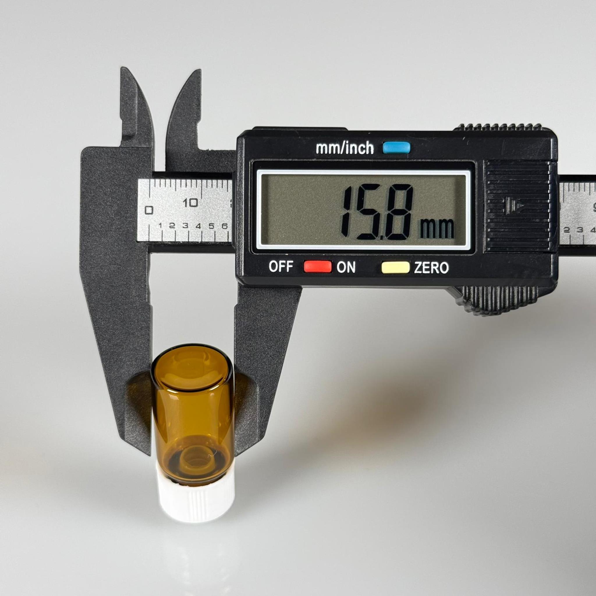 3 CC AMBER İNCE CAM ŞİŞE - BEYAZ KAPAKLI + İÇTEN DAMLALIKLI - 3 ML CAM ŞİŞE