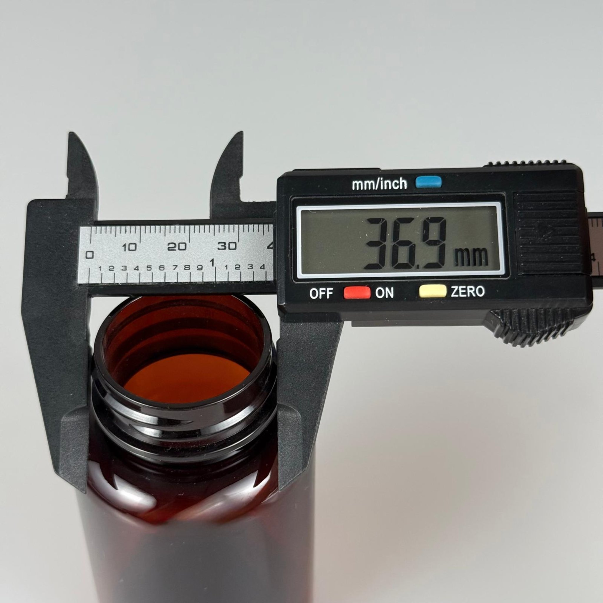 150 CC AMBER PET TABLET ŞİŞESİ - 38 AĞIZ KAPAKSIZ - 150 ML KAPSÜL KUTUSU - İLAÇ ŞİŞESİ - MEDİKAL HAP ŞİŞESİ - FARMASÖTİK KAVANOZ