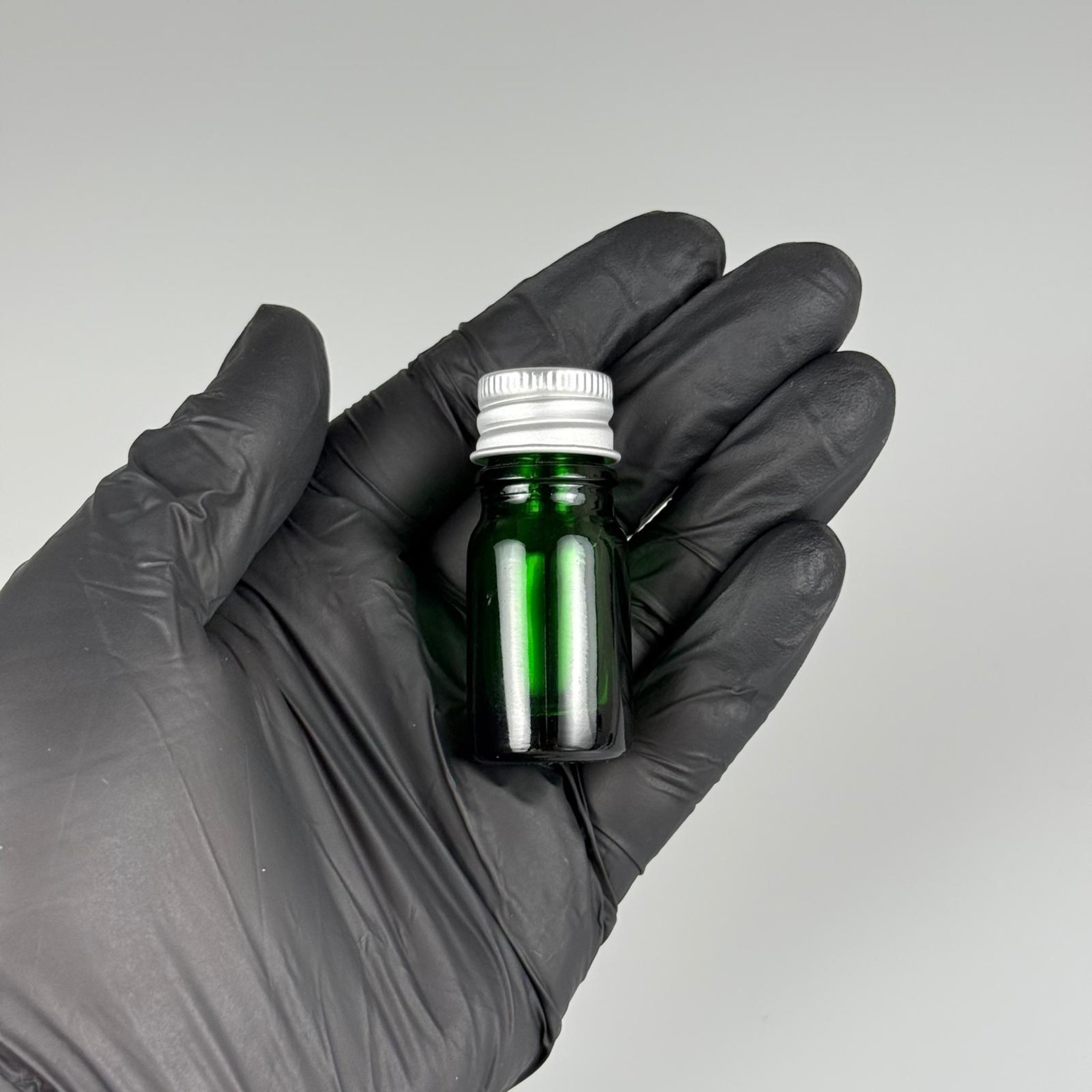 5 CC YEŞİL CAM ŞİŞE + KÖPÜK CONTALI GÜMÜŞ ALÜMİNYUM METAL KAPAKLI + KÖR TIPALI TAKIM - 5 ML YEŞİL CAM ŞİŞE