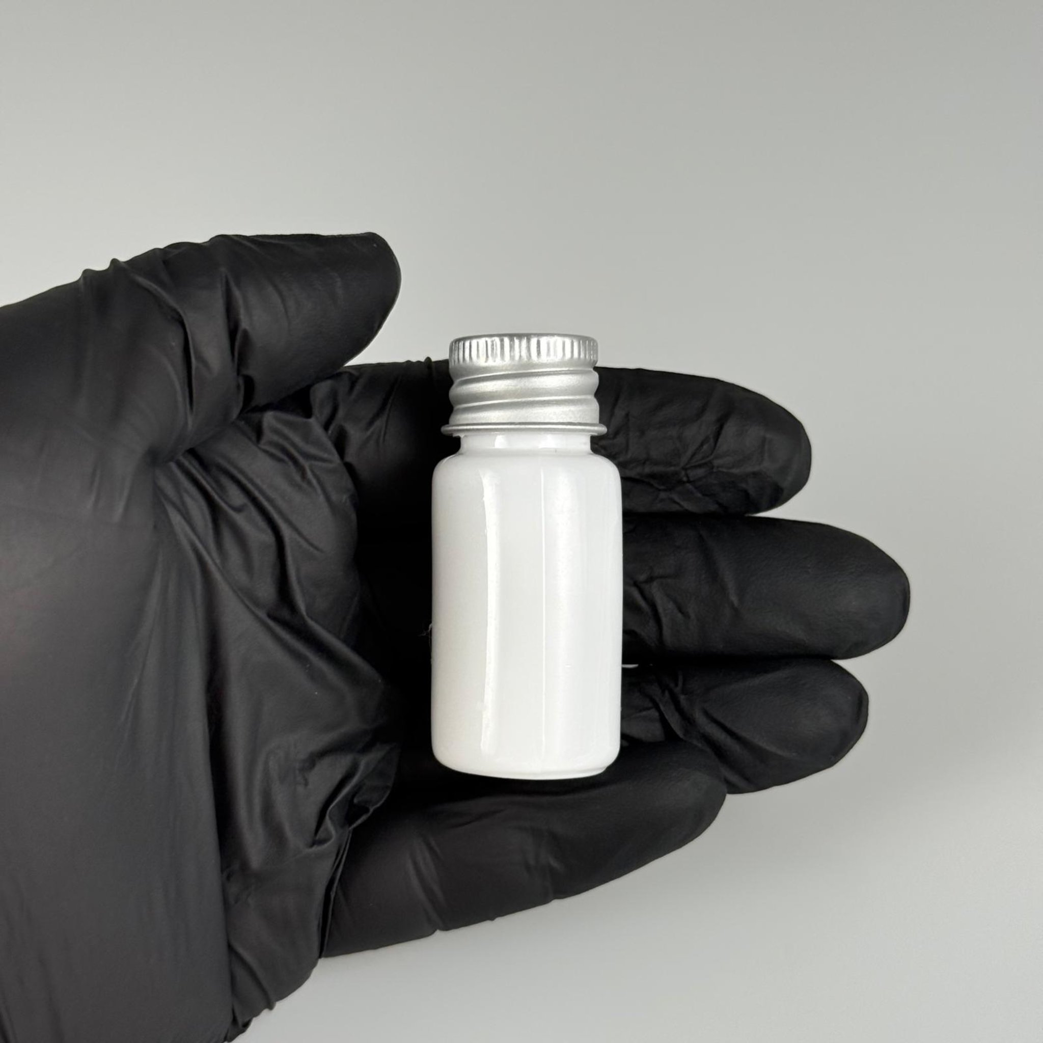 10 CC BEYAZ PET SHOT ŞİŞE - KÖPÜK CONTALI GÜMÜŞ ALÜMİNYUM METAL KAPAKLI TAKIM - 10 ML PLASTİK ŞİŞE