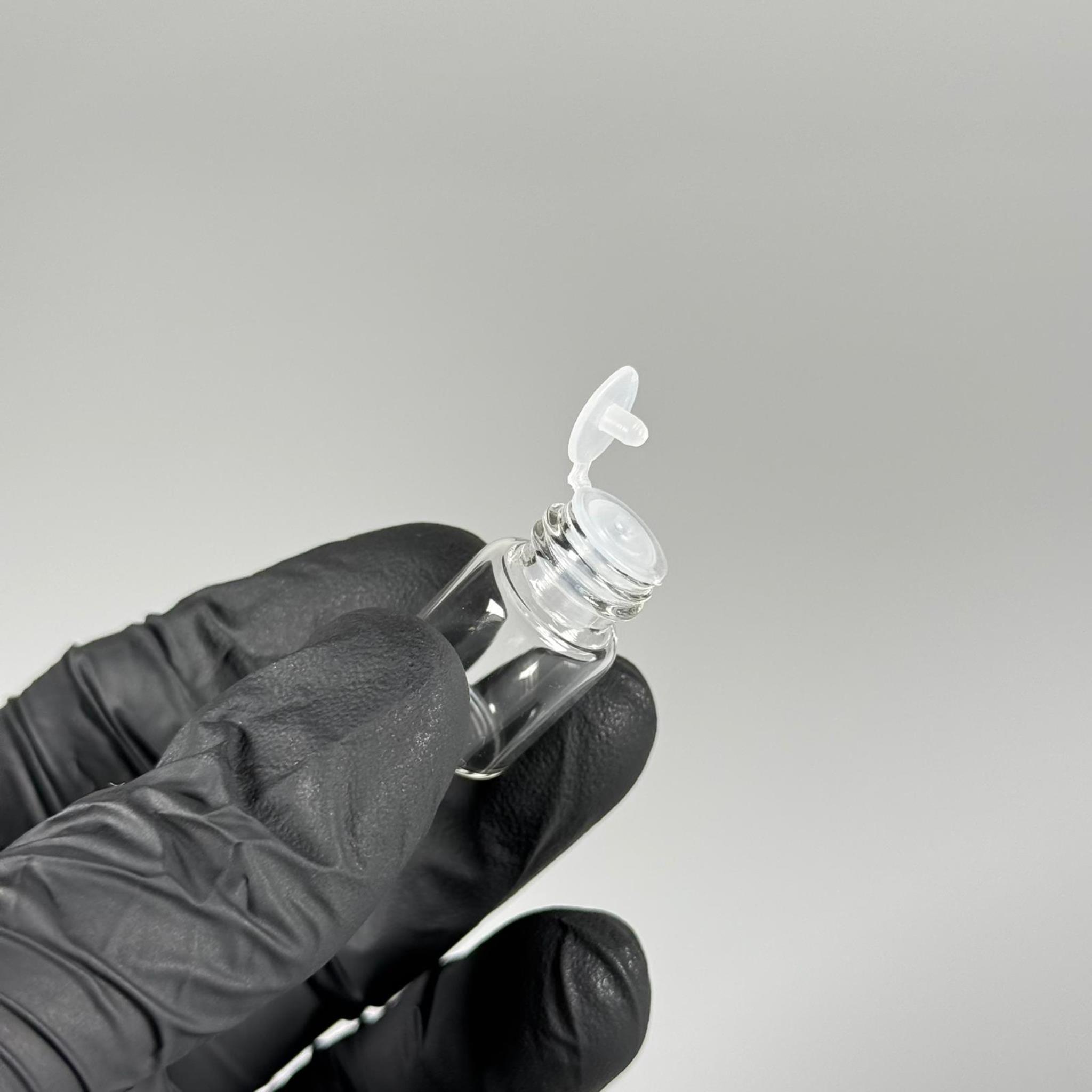 2 CC ŞEFFAF İNCE CAM ŞİŞE - BEYAZ KAPAKLI + İÇTEN DAMLALIKLI - 2 ML CAM ŞİŞE