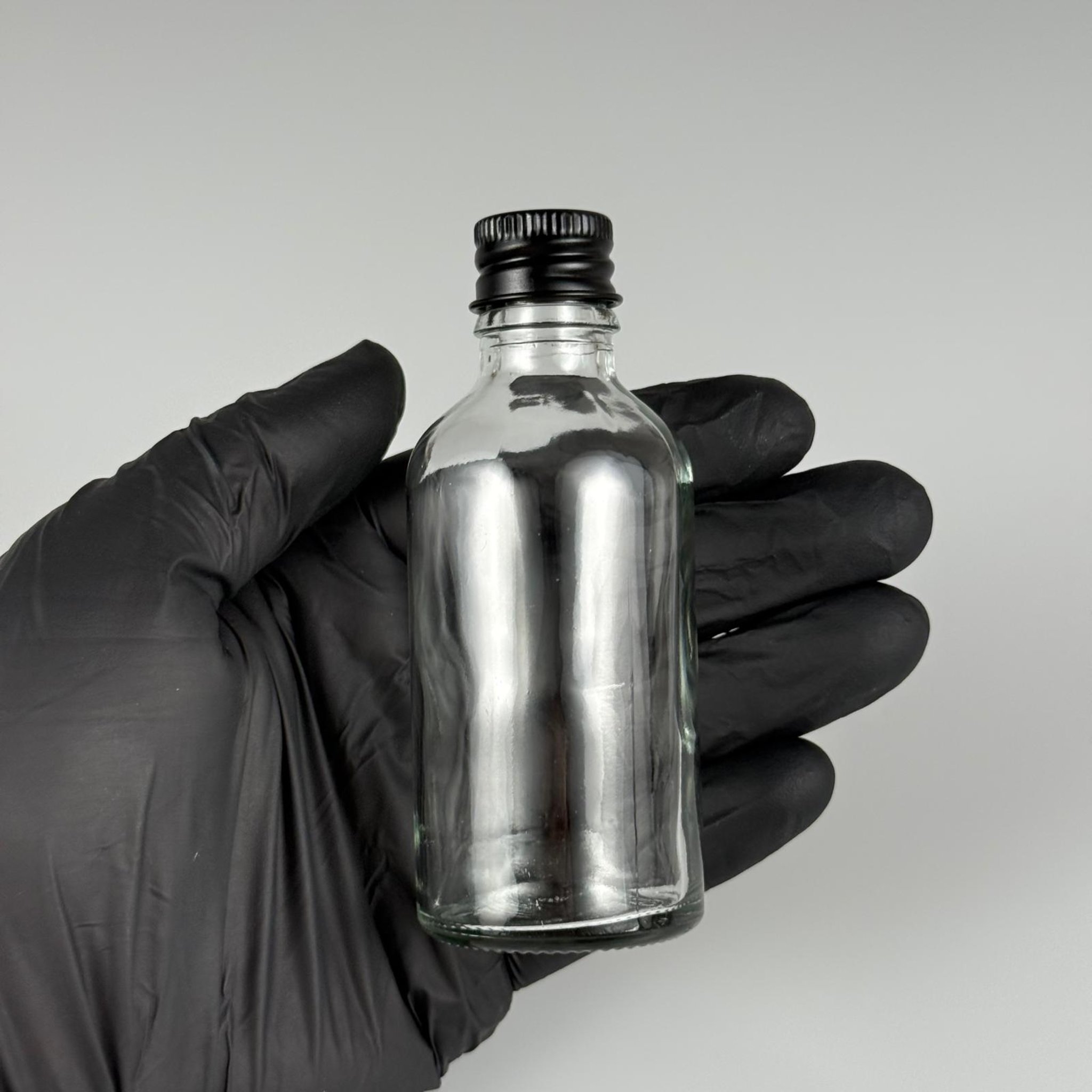 50 CC ŞEFFAF CAM ŞİŞE + KÖPÜK CONTALI SİYAH ALÜMİNYUM METAL KAPAKLI + KÖR TIPALI TAKIM - 50 ML ŞEFFAF CAM ŞİŞE