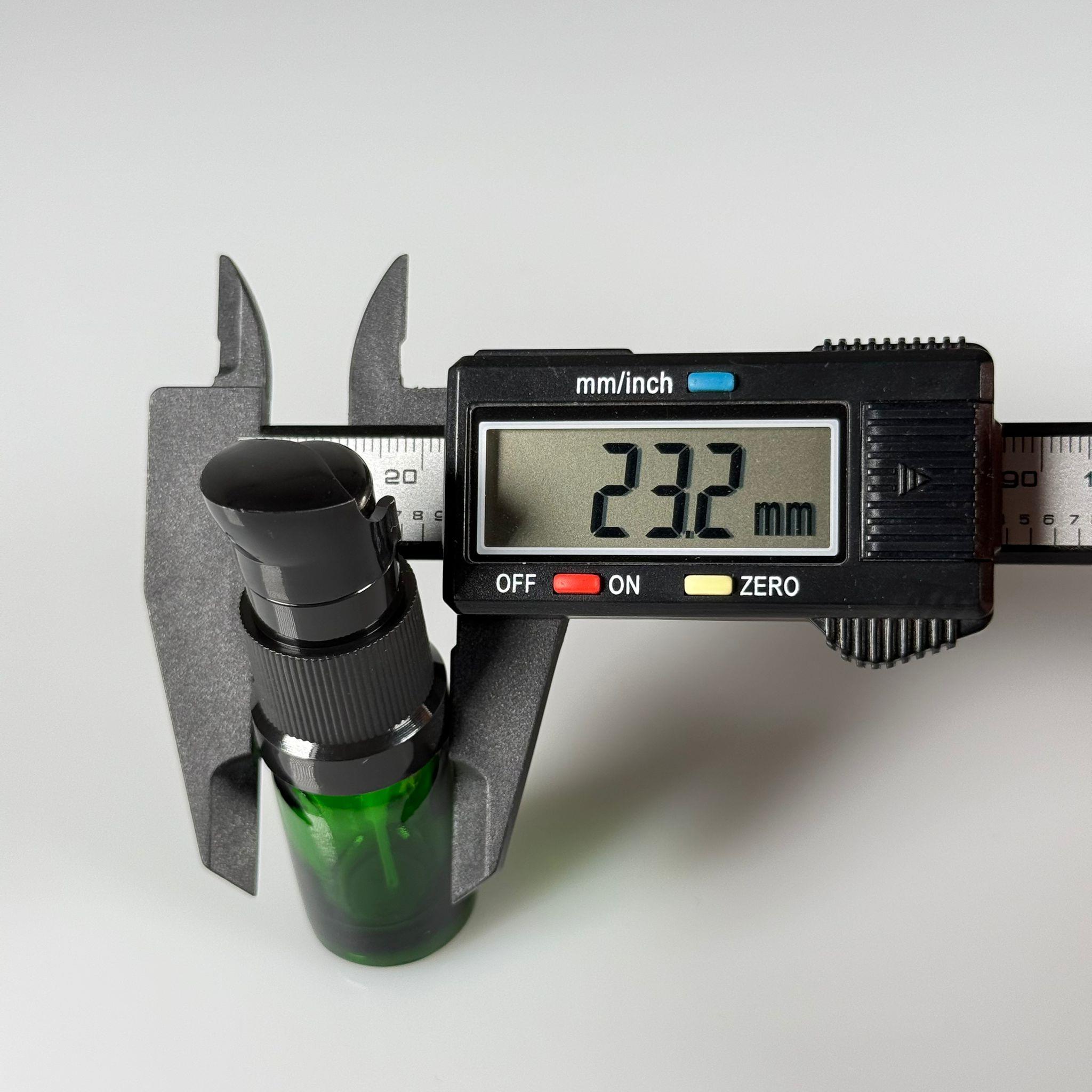 5 CC YEŞİL CAM ŞİŞE - SIZDIRMAZ ETEKLİ SİYAH LOSYON POMPALI TAKIM - 5 ML LOSYON ŞİŞESİ - YAĞ, KREM GİBİ YOĞUN KIVAMLI SIVILAR İÇİN CAM AMBALAJ