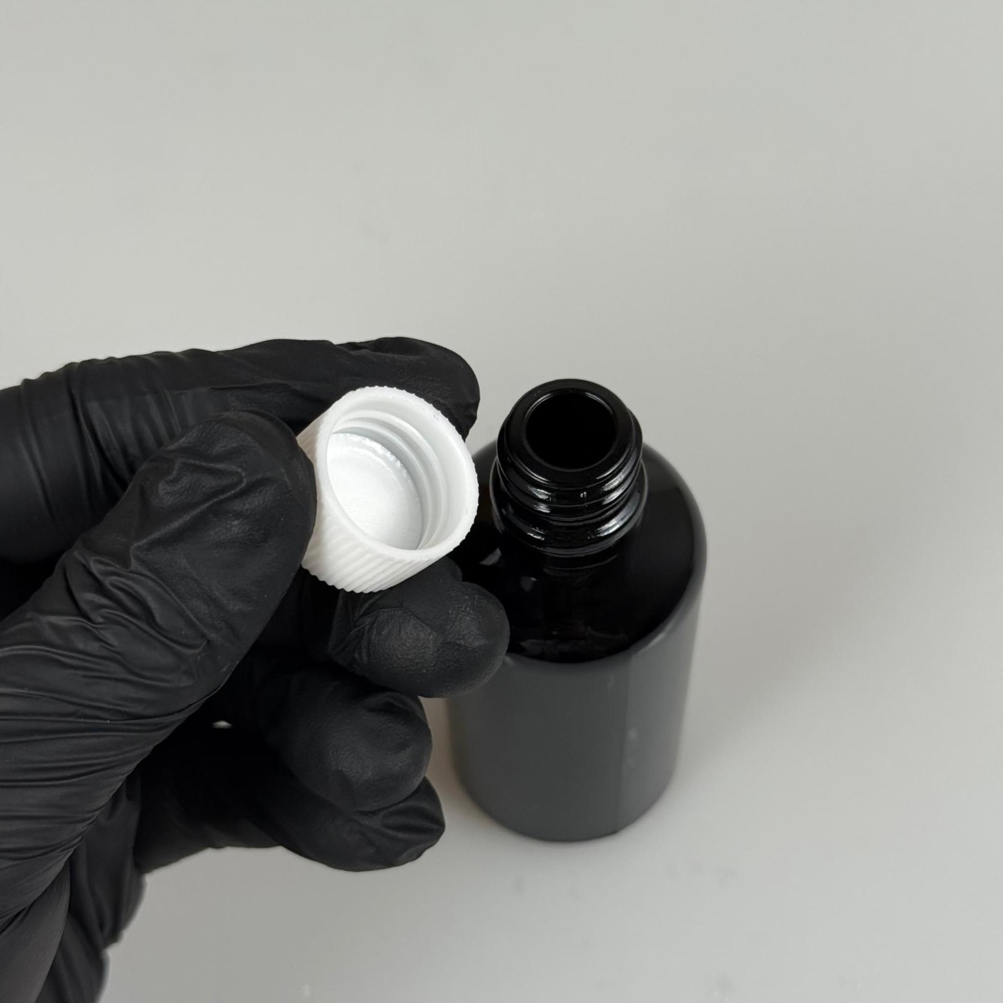 50 CC SİYAH CAM ŞİŞE - BEYAZ KAPAKLI - 50 ML SİYAH STANDART CAM ŞİŞE