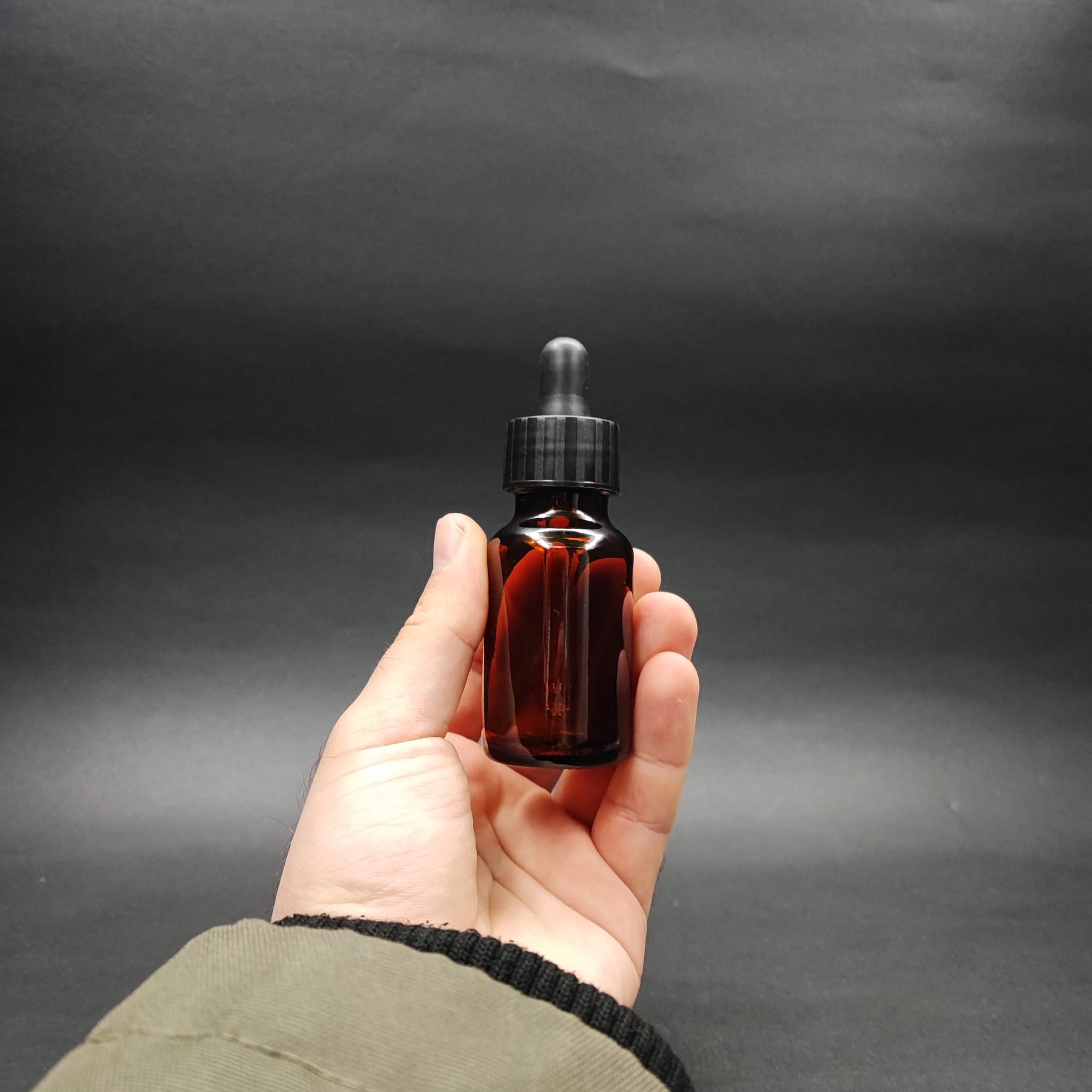30 ML DOLUMU KOLAY, GENİŞ AĞIZLI CAM DAMLALIKLI ŞİŞE (25 MM AĞIZ)  - 30 CC SİYAH DAMLALIKLI CAM ECZA ŞİŞESİ - AMBER KAHVERENGİ