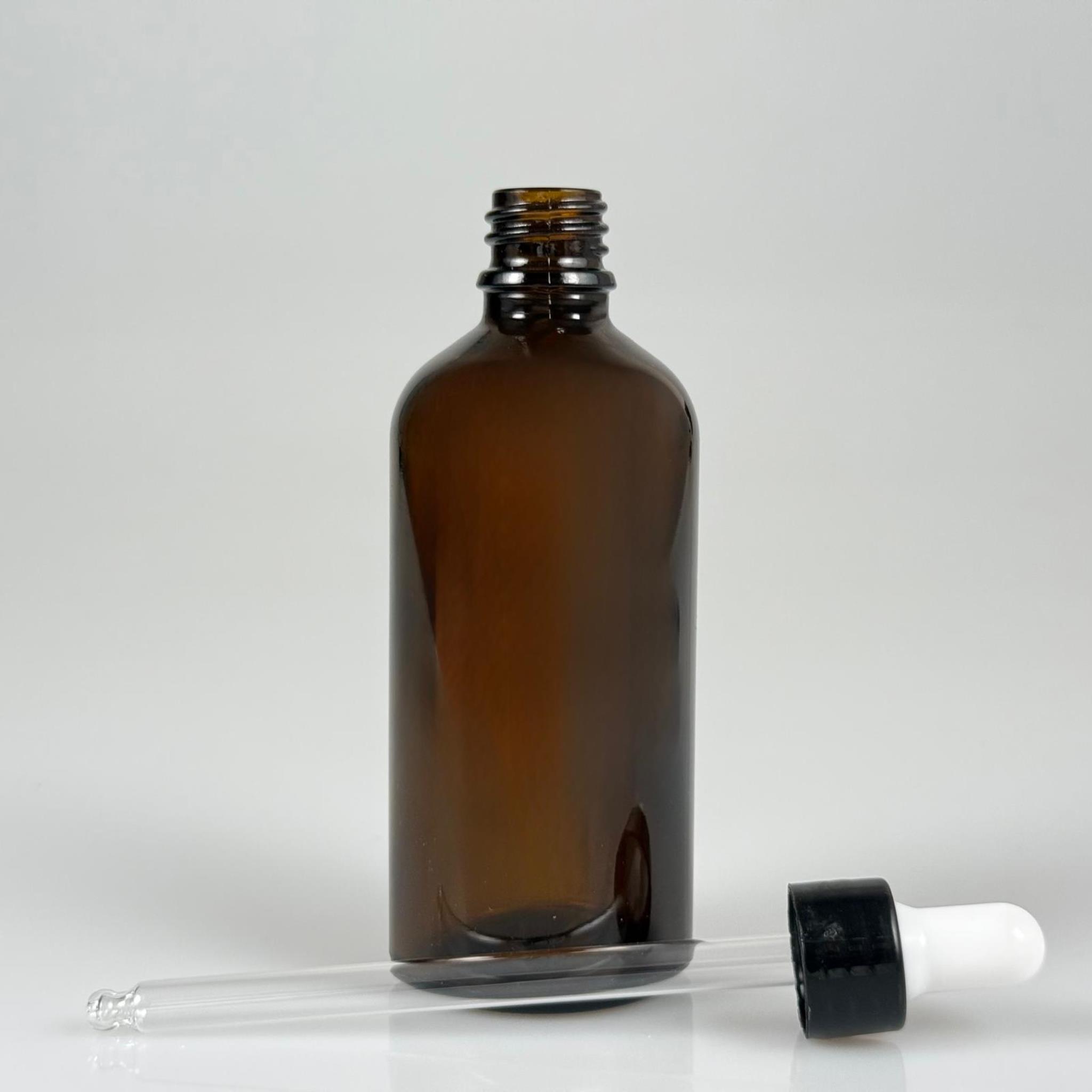 100 CC AMBER CAM DAMLALIKLI ŞİŞE - BEYAZ EMZİK + SİYAH  DÜZ KAPAK + CAM PİPET TAKIM - 100 ML KAHVERENGİ DAMLALIKLI ŞİŞE SETİ