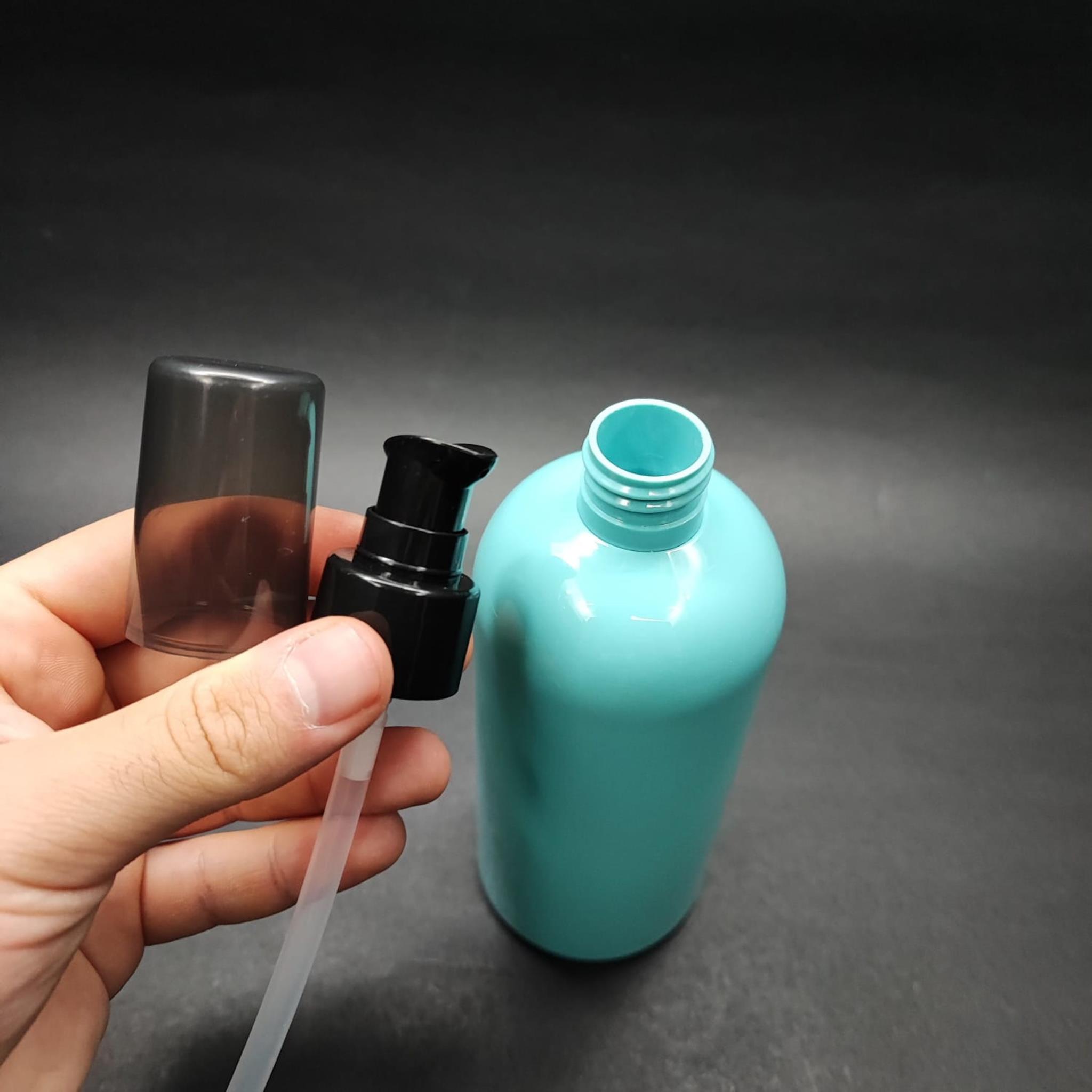 400 CC OVAL BOYUNLU SİLİNDİR PET ŞİŞE (30 GR) - SİYAH LOSYON POMPALI - 400 ML PLASTİK ŞİŞE - TURKUAZ