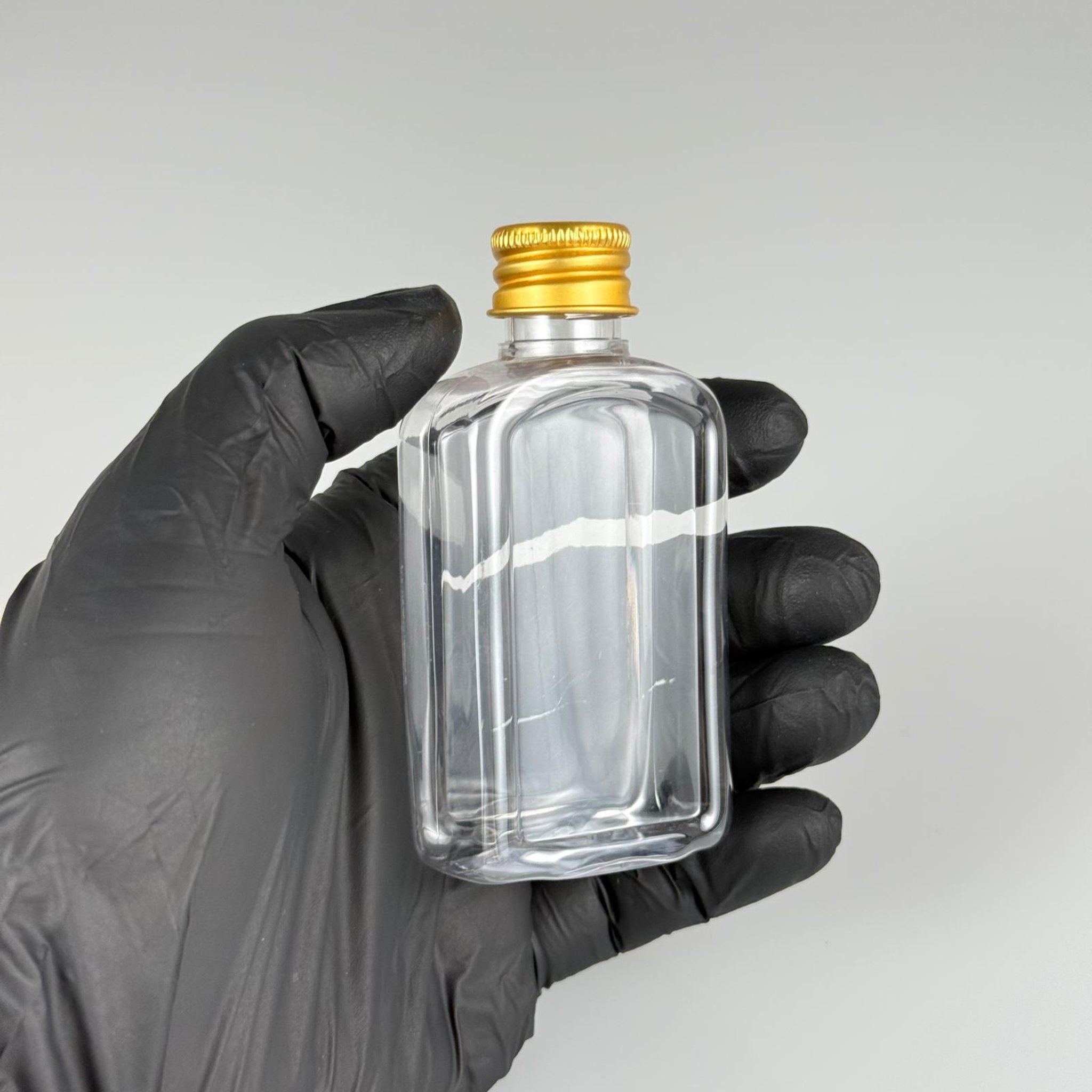 50 CC ŞEFFAF YASSI KÖŞELİ MODEL PET ŞİŞE + KÖPÜK CONTALI GOLD ALÜMİNYUM METAL KAPAKLI TAKIM - 50 ML PLASTİK ŞİŞE