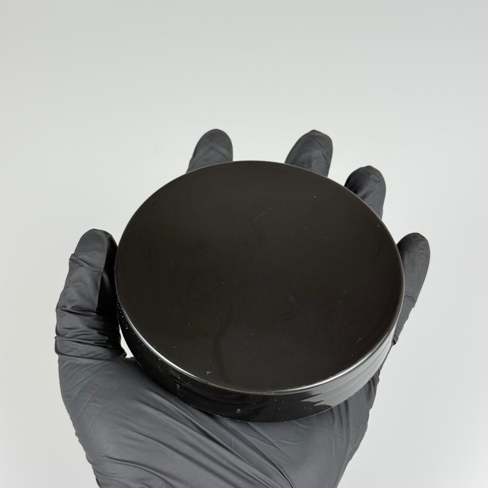 100 MM VİDALI PLASTİK SİYAH DÜZ KAPAK