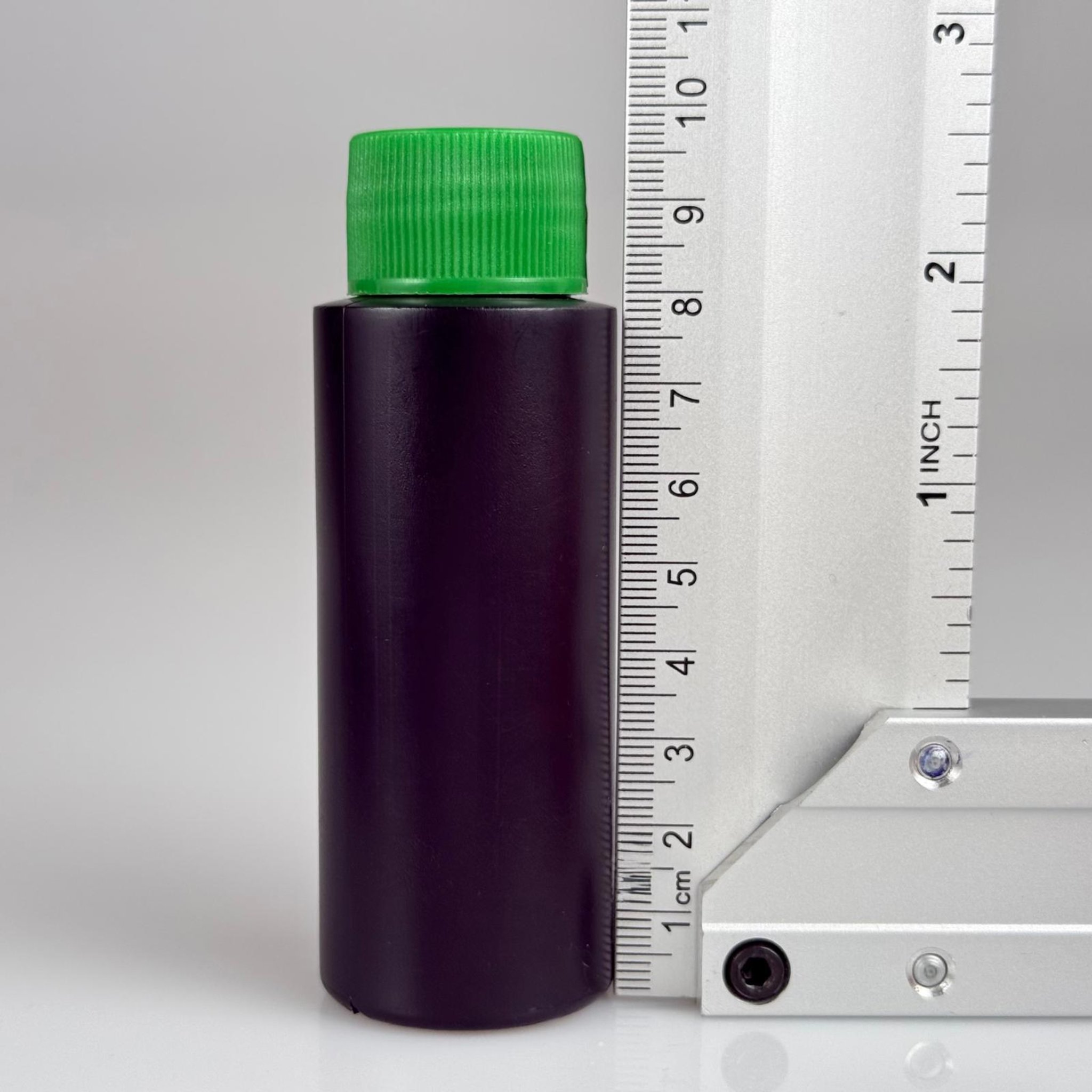 50 CC SİYAH POLİETİLEN PLASTİK ŞİŞE - YEŞİL KAPAKLI  - 50 ML KAPAKLI PLASTİK ŞİŞE