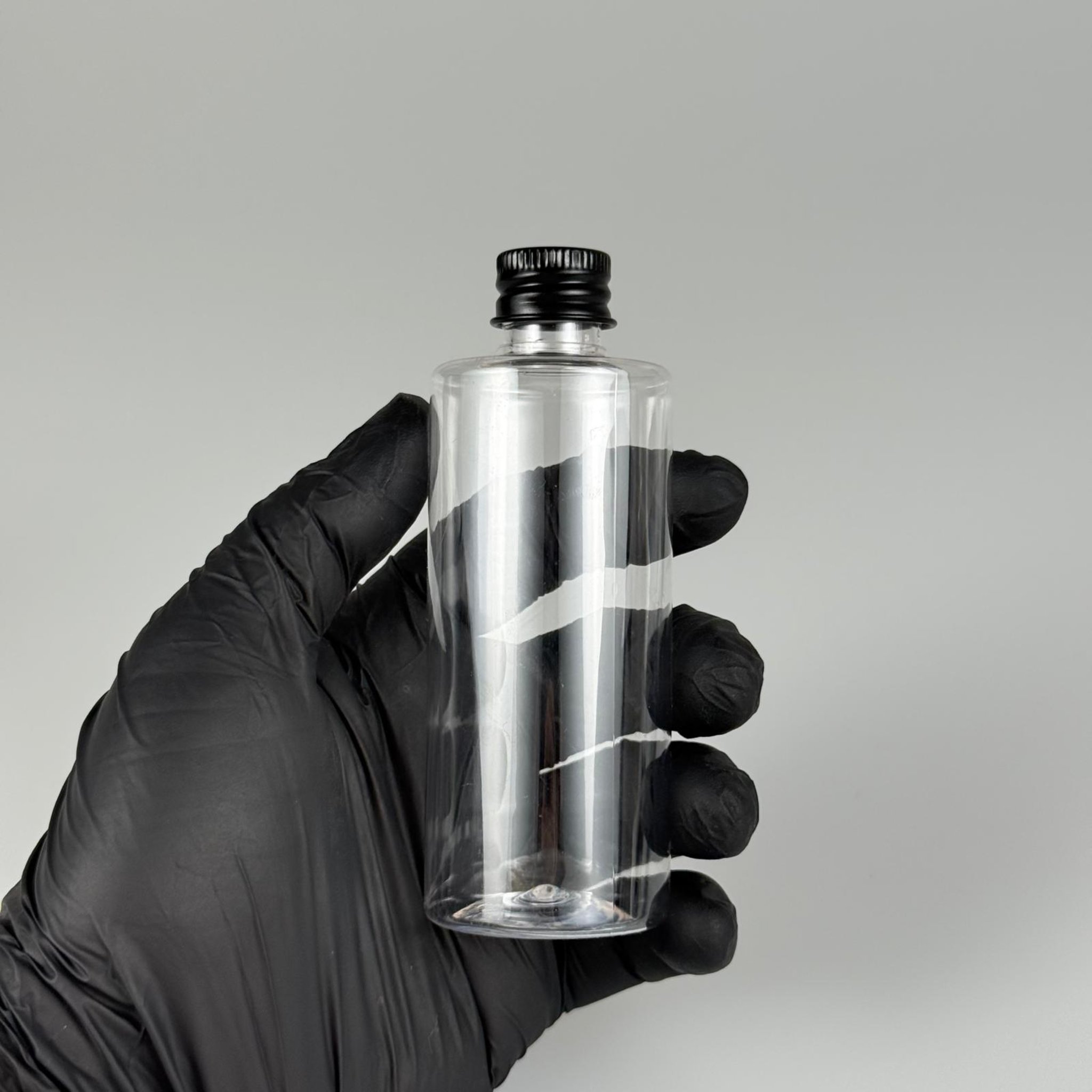 100 CC ŞEFFAF SİLİNDİR MODEL PET ŞİŞE + KÖPÜK CONTALI SİYAH ALÜMİNYUM METAL KAPAKLI TAKIM - 100 ML PLASTİK ŞİŞE
