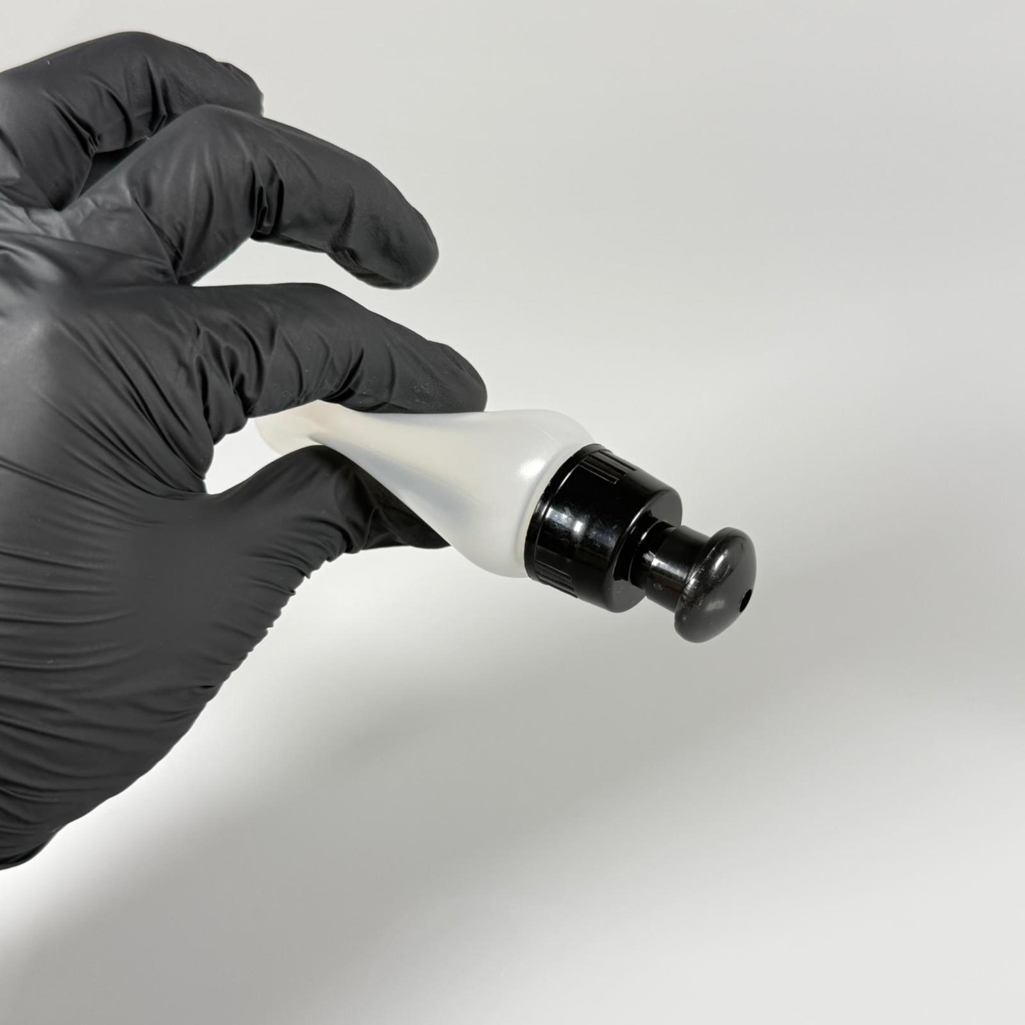 50 ML SIKILABİLİR YUMUŞAK POLİETİLEN PE PLASTİK ŞİŞE - SİYAH PUSH PULL ŞAMPUAN AKITICI - 50 cc sos, yağ, kartuş, mürekkep vb için boş şişeler