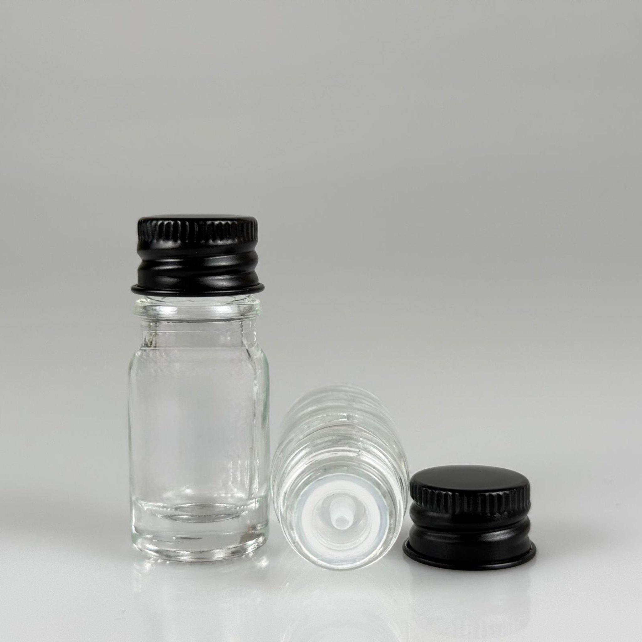 5 CC ŞEFFAF CAM ŞİŞE + KÖPÜK CONTALI SİYAH ALÜMİNYUM METAL KAPAKLI + DAMLALIKLI KOLONYA TIPALI TAKIM - 5 ML ŞEFFAF  CAM ŞİŞE
