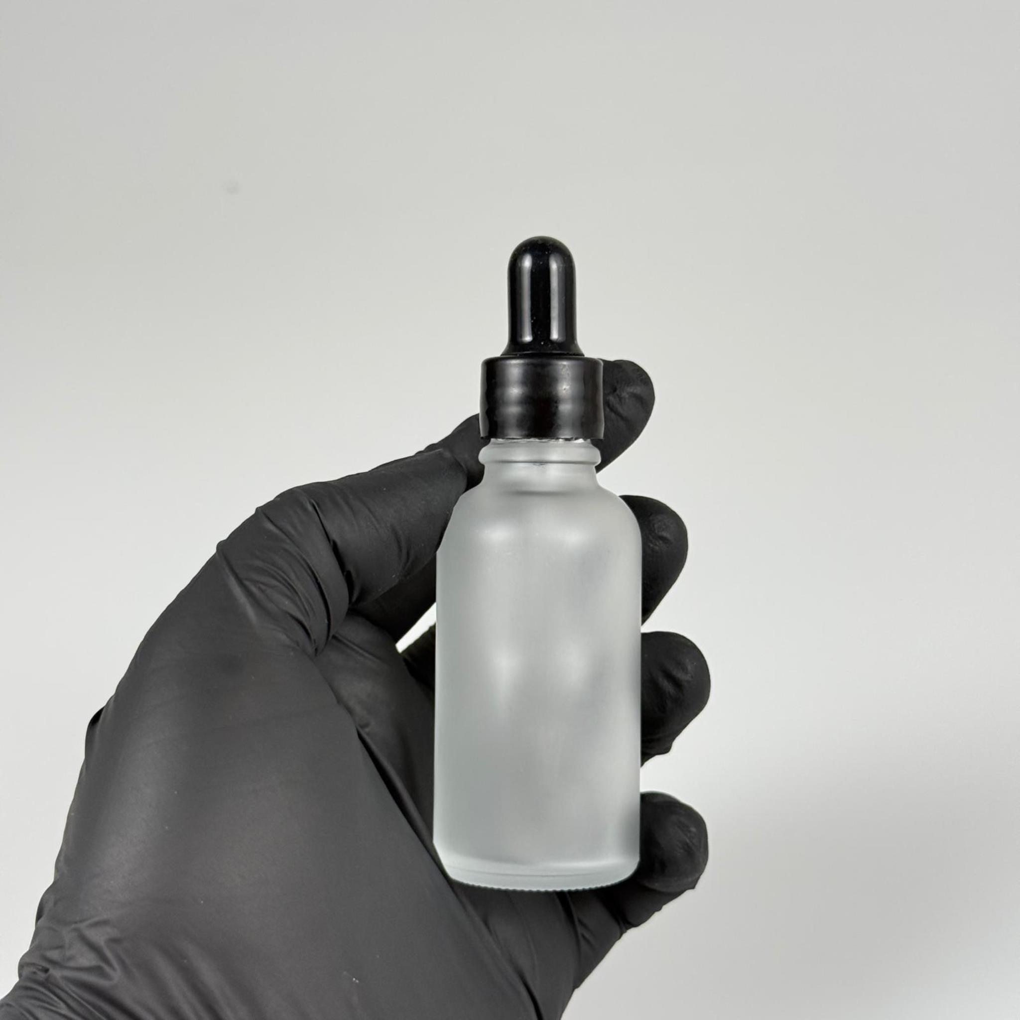 30 CC BUZLU İNCE UÇLU CAM DAMLALIKLI ŞİŞE - SİYAH EMZİK + SİYAH DÜZ KAPAK + CAM PİPET TAKIM - 30 ML BUZLU İNCE UÇLU DAMLALIKLI ŞİŞE SETİ