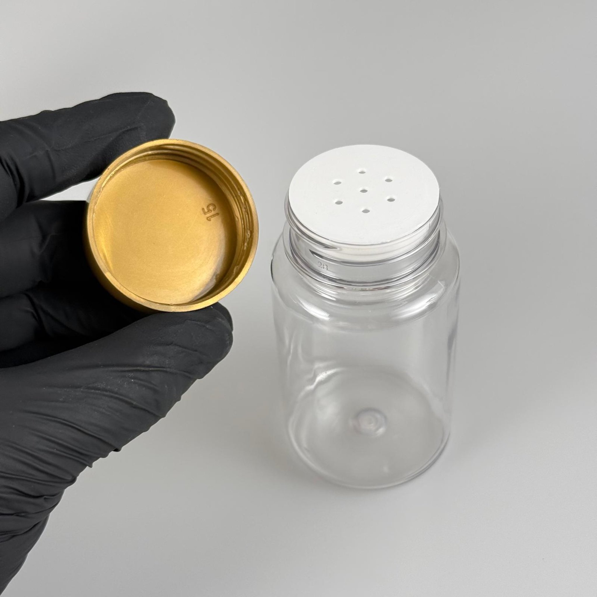 100 CC ŞEFFAF PET PUDRA ŞİŞESİ + GOLD PLASTİK KAPKLI + PUDRA TIPALI TAKIM - 100 ML PUDRA KUTUSU, EKO TUZLUK