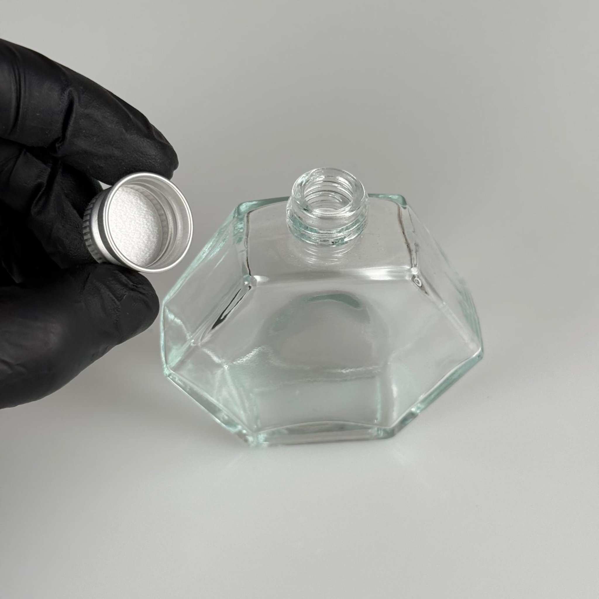 50 CC ALTIGEN CAM ŞİŞE + GÜMÜŞ  ALÜMİNYUM METAL KAPAKLI TAKIM - 50 ML CAM ŞİŞE