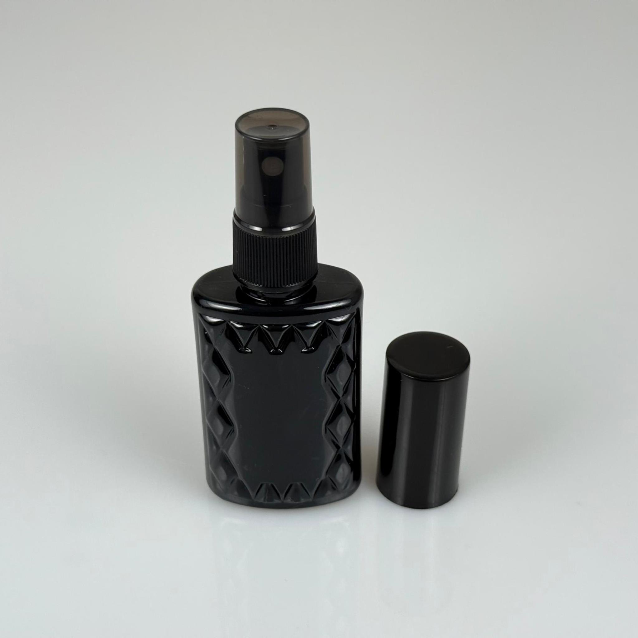 50 CC SİYAH PET KÖŞELİ PARFÜM ŞİŞESİ - SİYAH SPREYLİ - SİYAH KORUMA KAPAKLI - 50 ML PLASTİK PARFÜM - KOLONYA ŞİŞESİ