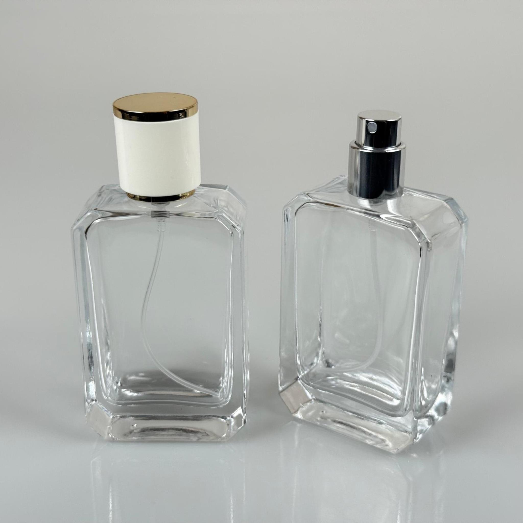 50 ML KÖŞELİ MODEL ANGEL PARFÜM ŞİŞESİ - GÜMÜŞ METAL SPREYLİ + GOLD BEYAZ KAPAKLI (AĞIZ 15 MM GEÇME KOLAY KAPAMA)
