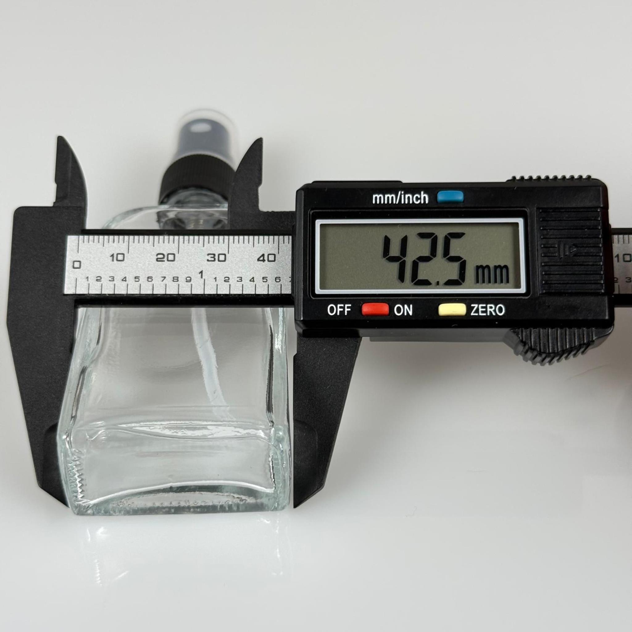 40 CC YASSI DİKDÖRTGEN CAM ŞİŞE - SİYAH SPREYLİ PARFÜM KOLONYA ŞİŞESİ TAKIM - 40 ML PRESTİJLİ ŞİŞE