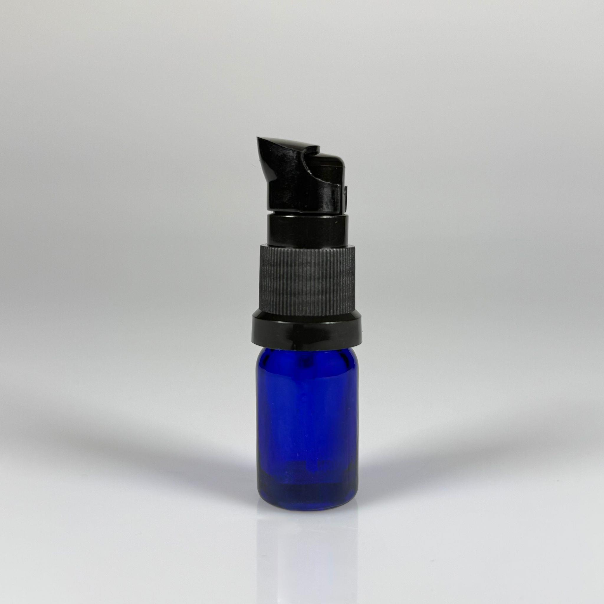 5 CC MAVİ CAM ŞİŞE - SIZDIRMAZ ETEKLİ SİYAH LOSYON POMPALI TAKIM - 5 ML LOSYON ŞİŞESİ - YAĞ, KREM GİBİ YOĞUN KIVAMLI SIVILAR İÇİN CAM AMBALAJ