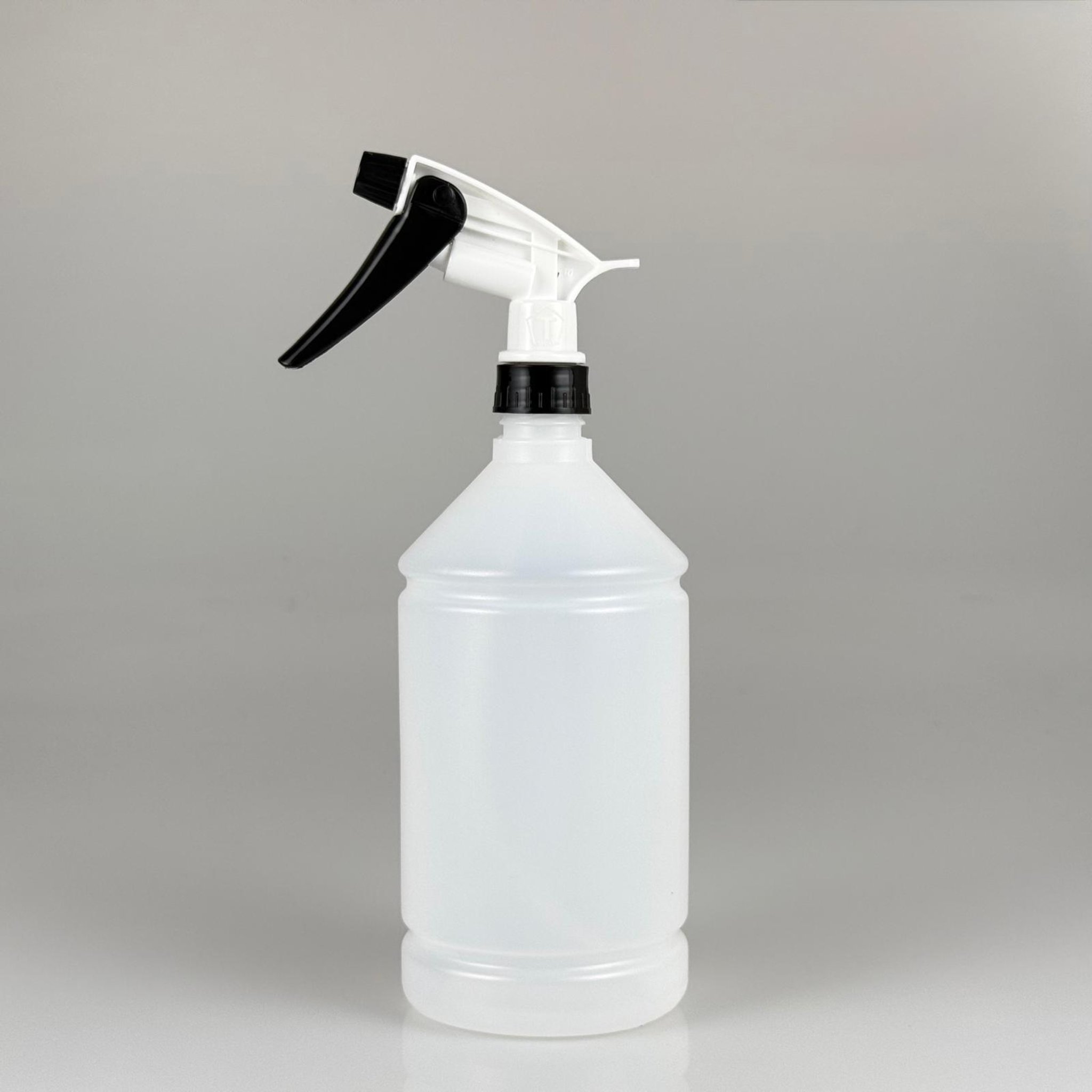 1000 CC TİNER ŞİŞESİ - BÜYÜK SİYAH BEYAZ DOZAJLI KİMYASALA DAYANIKLI TRİGER TETİK SPREYLİ - 1000 ML KİMYASALA DAYANIKLI PLASTİK ŞİŞE - 1 LT POLİETİLEN ŞİŞE - TOMBUL OTO TEMİZLİK ŞİŞESİ
