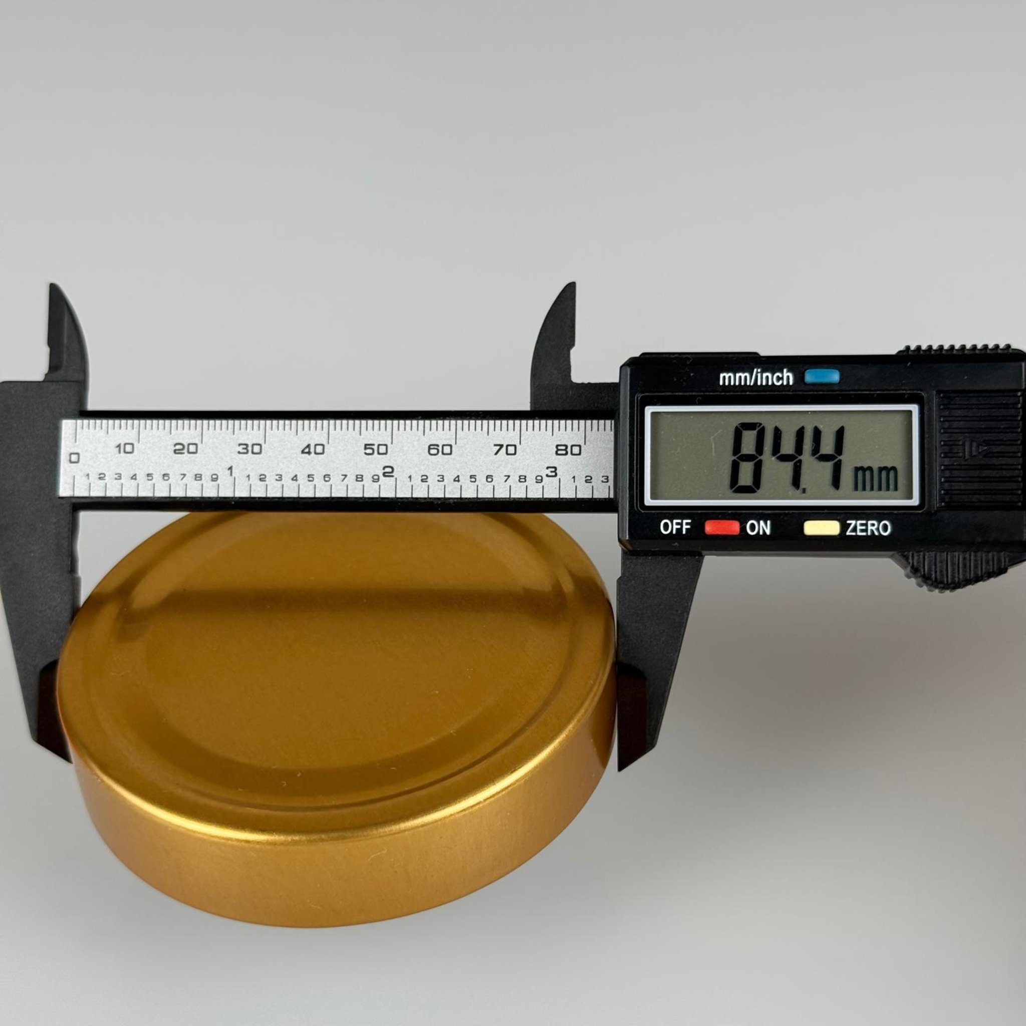 AKILLI KAPAK TWİST-OFF 82 MM GOLD RENK DERİN ETEK KAPAK