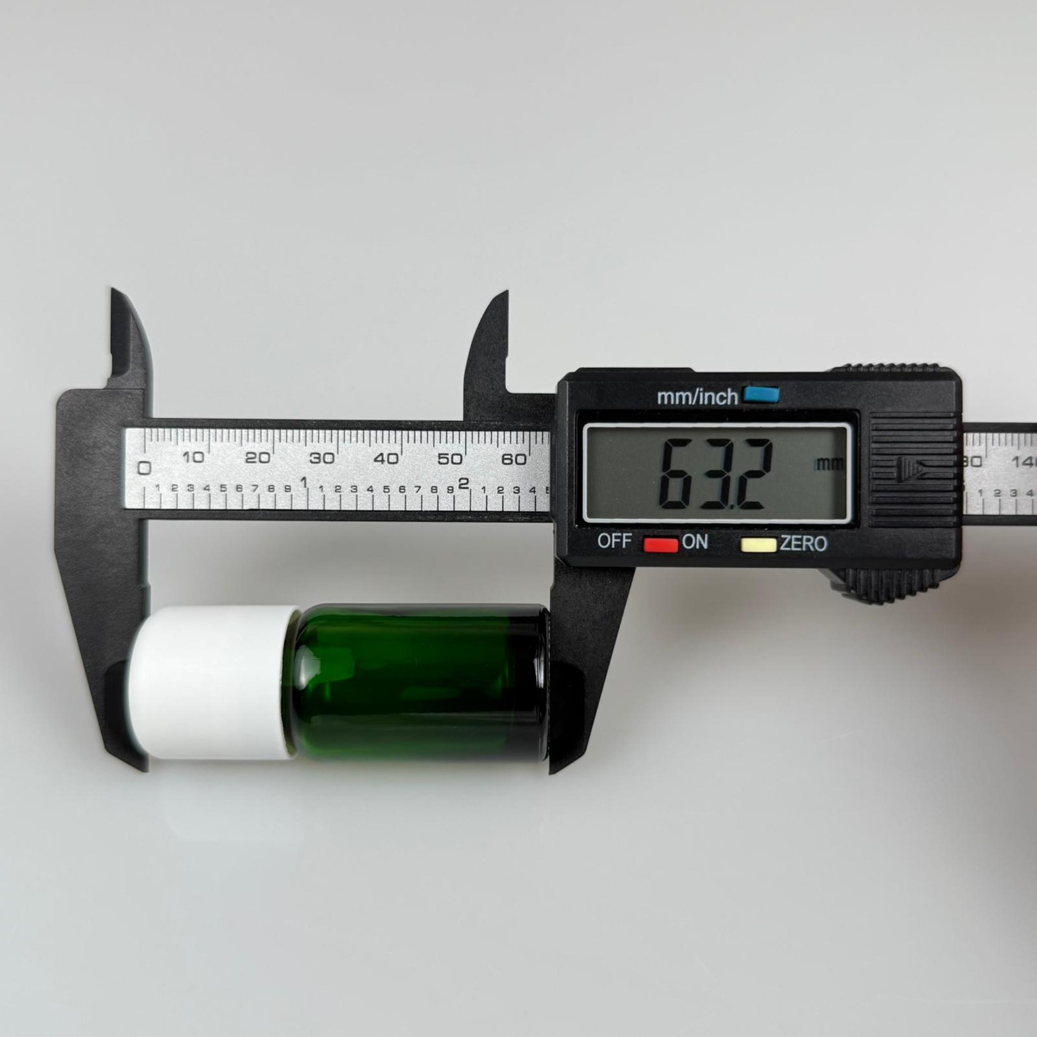 10 CC YEŞİL CAM ŞİŞE + İÇTEN DAMLALIKLI ÇOCUK KİLİTLİ BEYAZ KAPAK - YEŞİL 10 ML KİLİT KAPAKLI DAMLATMALI ŞİŞE