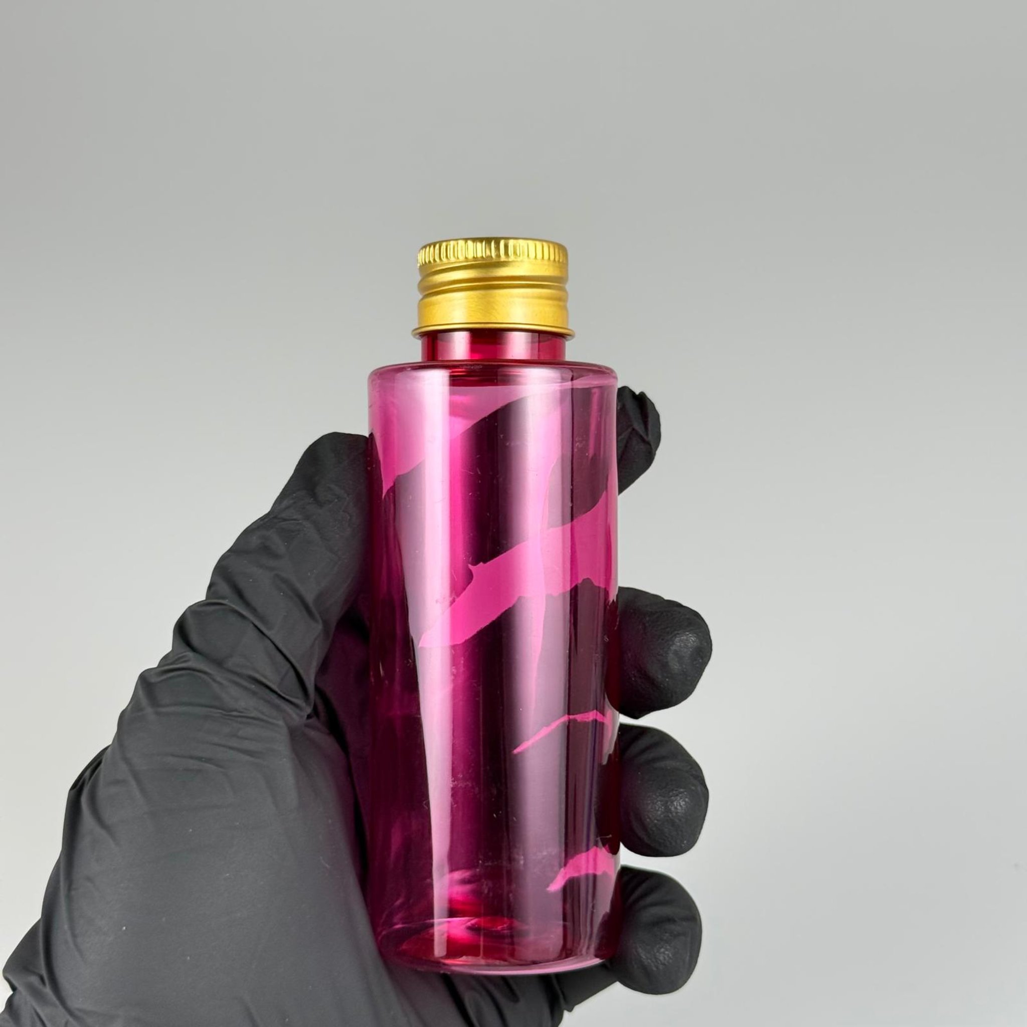 100 CC PEMBE SİLİNDİR KESKİN KÜT MODEL SERT PET ŞİŞE (17 GR - 24 AĞIZ ) + KÖPÜK CONTALI GOLD METAL ALÜMİNYUM KAPAK TAKIM - 100 ML KAPAKLI PEMBE PET ŞİŞELER